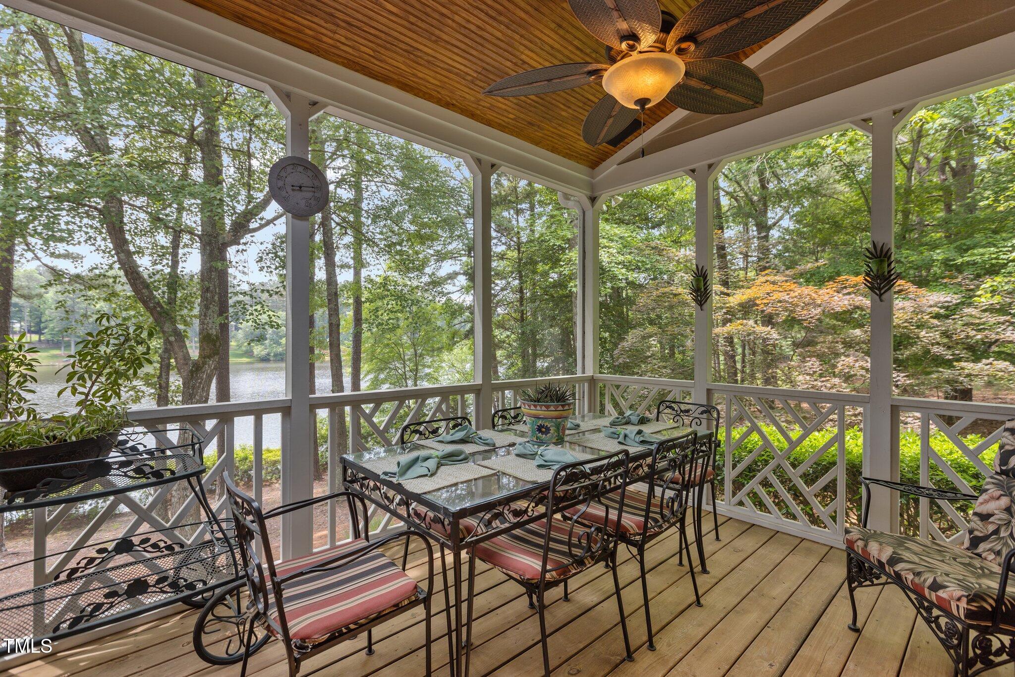 1009 Bearglades Lane