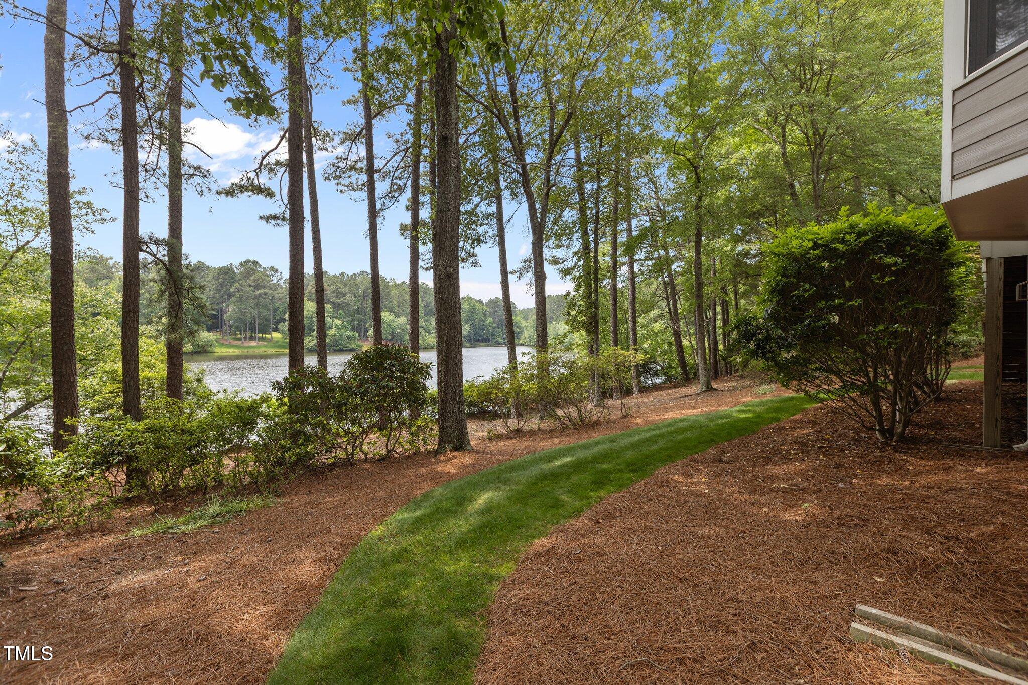 1009 Bearglades Lane
