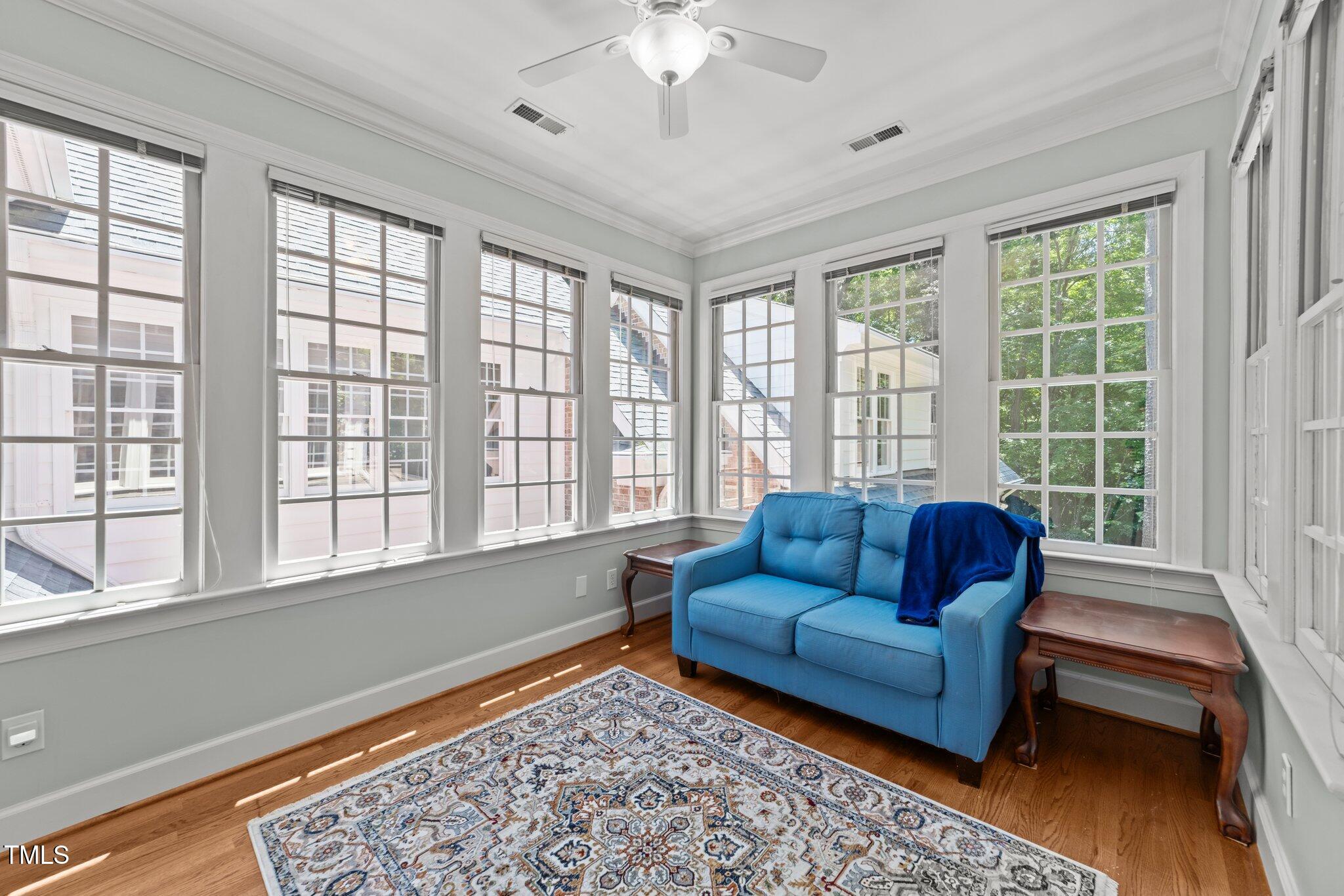 1105 Tazwell Place