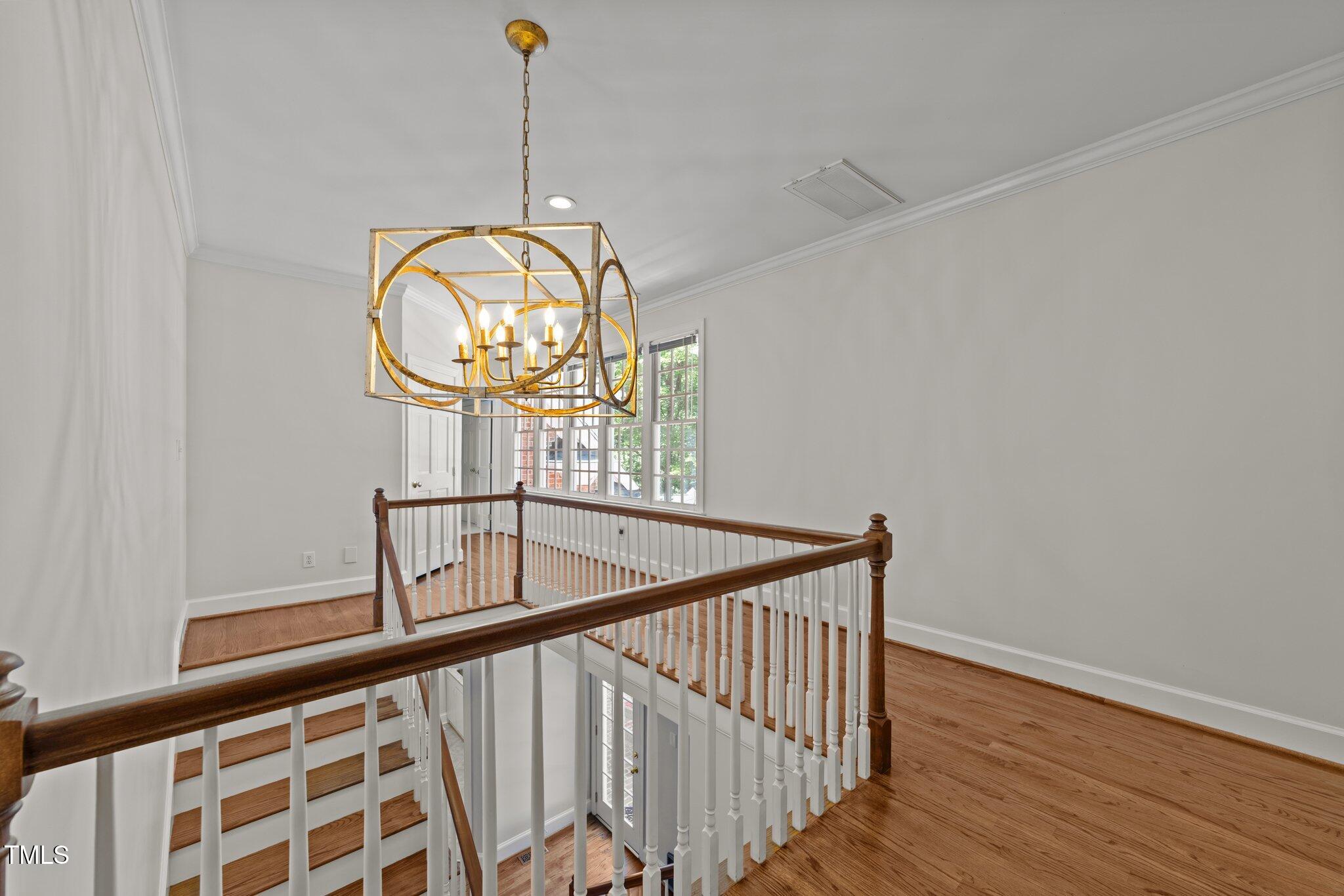 1105 Tazwell Place
