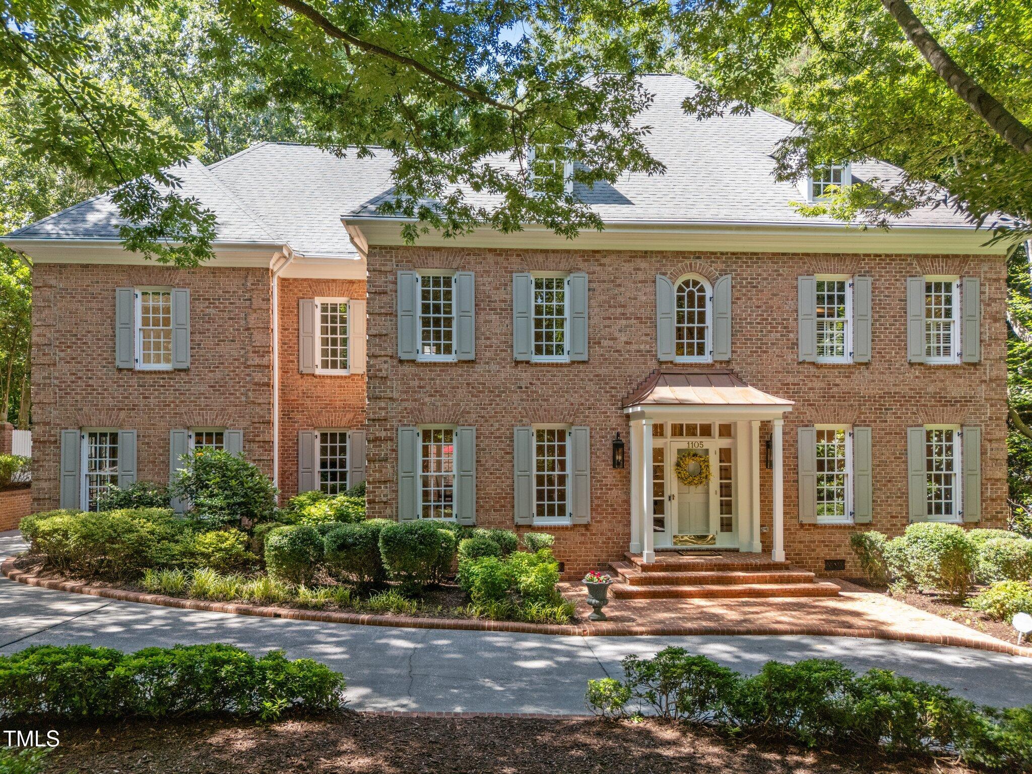 1105 Tazwell Place