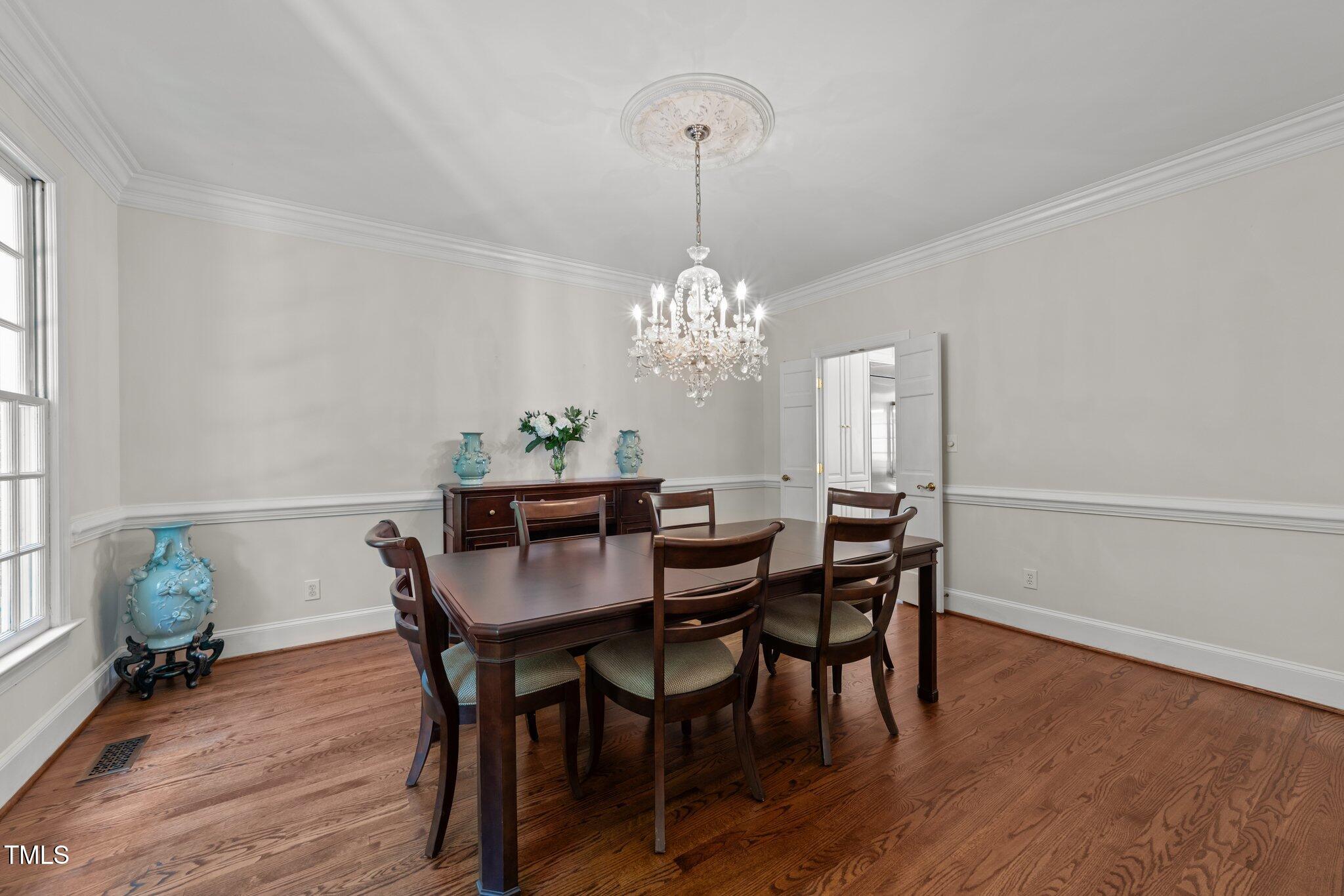 1105 Tazwell Place