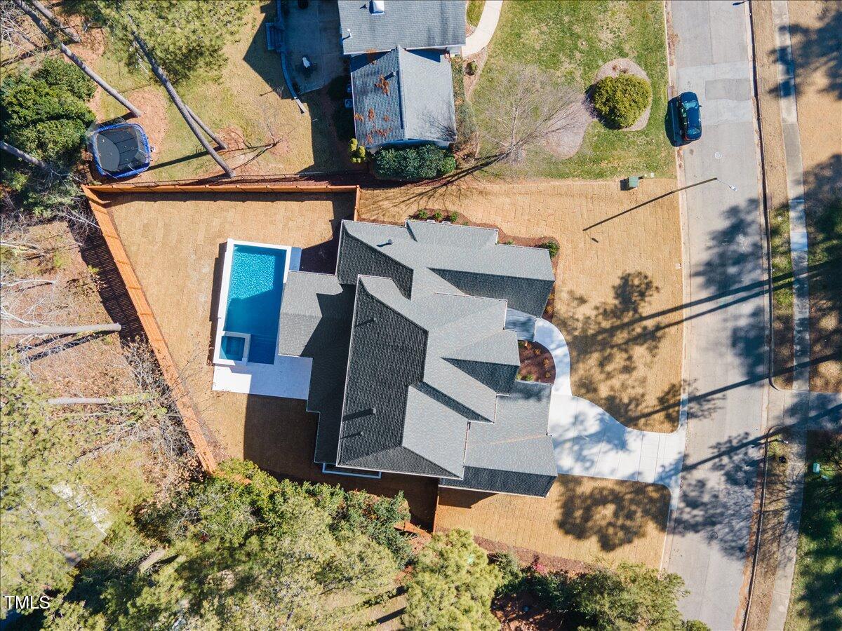 7516 Grist Mill Road