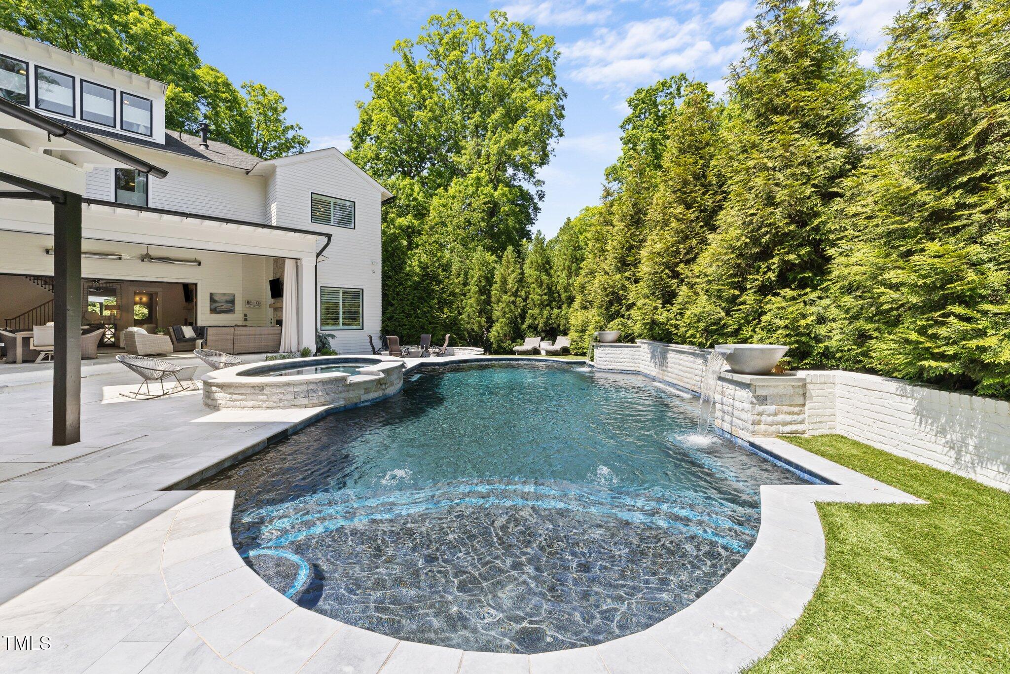 1208 Hunting Ridge Road