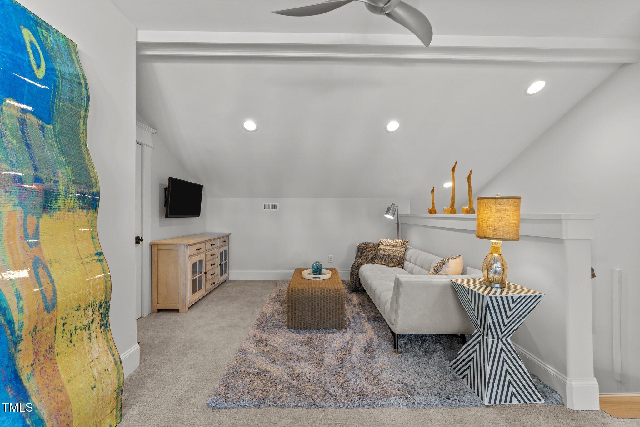 1208 Hunting Ridge Road