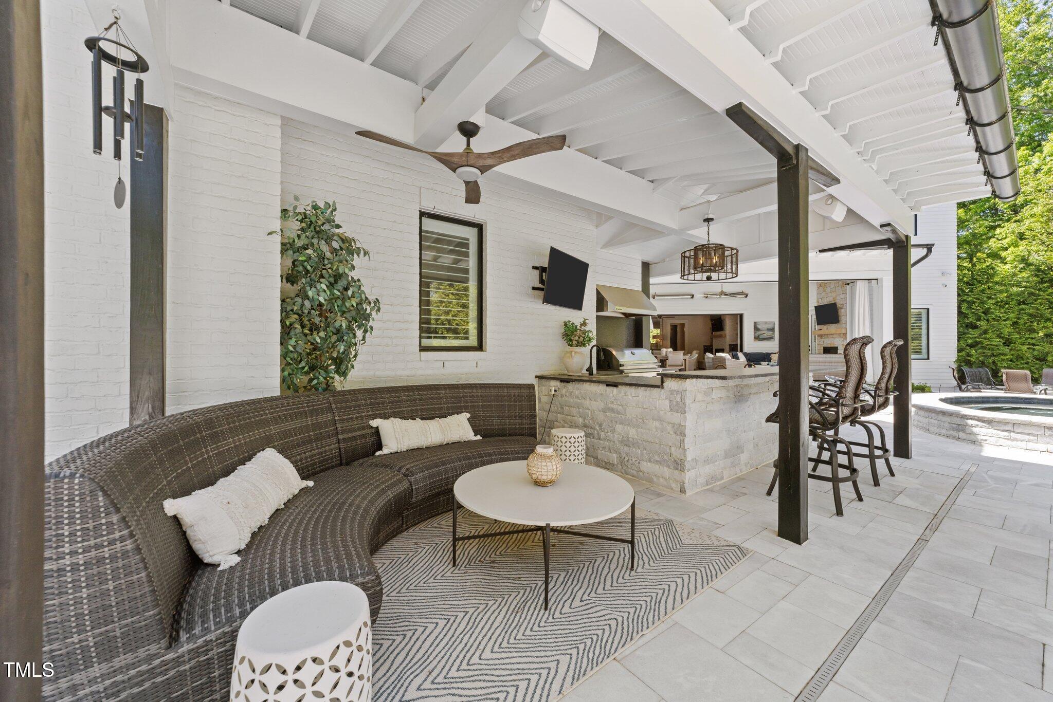 1208 Hunting Ridge Road