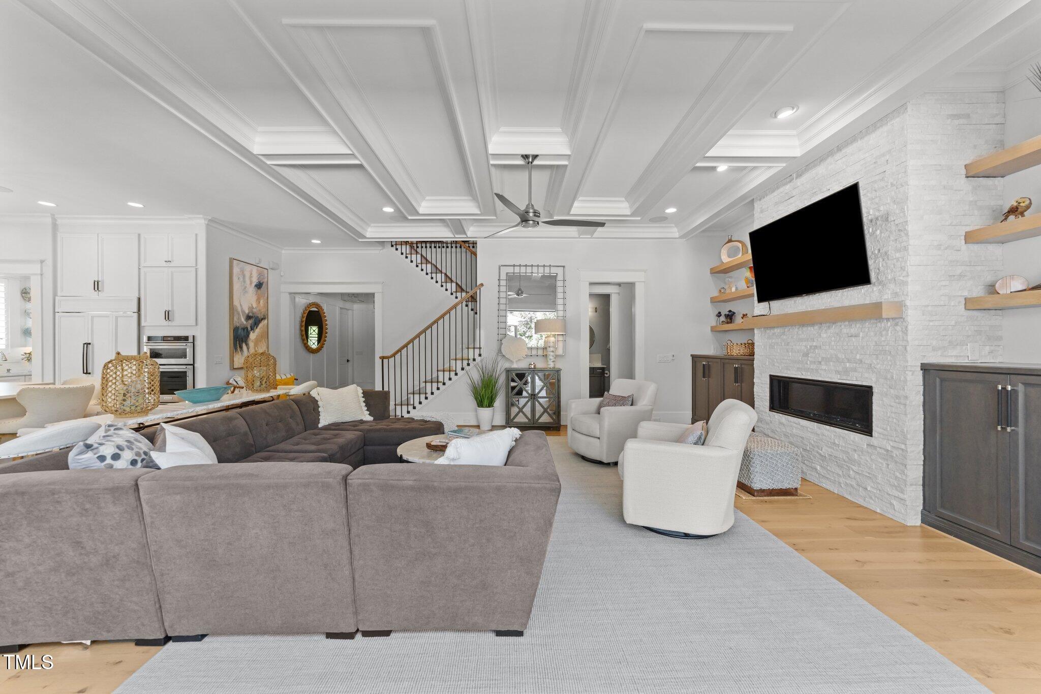 1208 Hunting Ridge Road