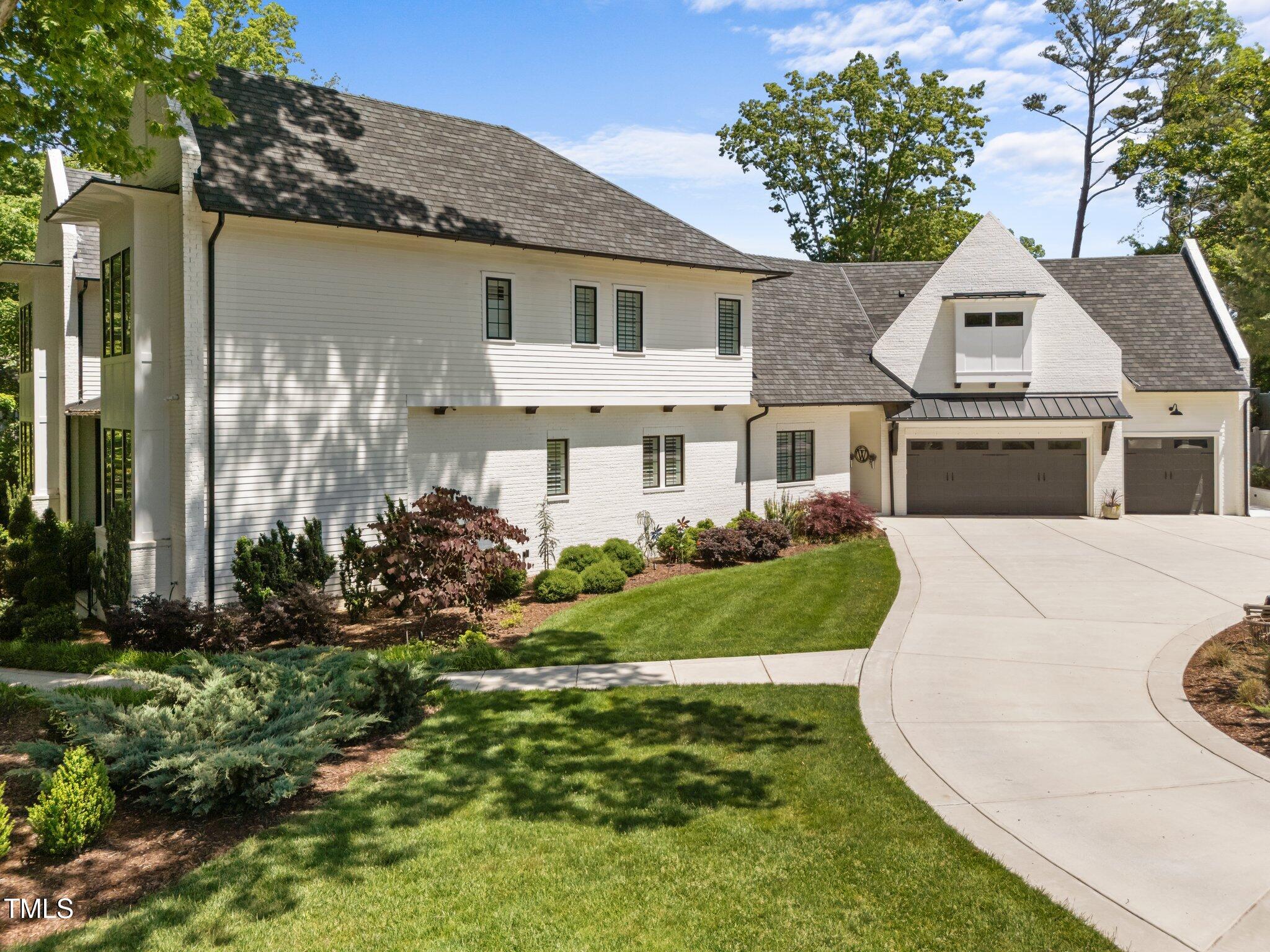 1208 Hunting Ridge Road