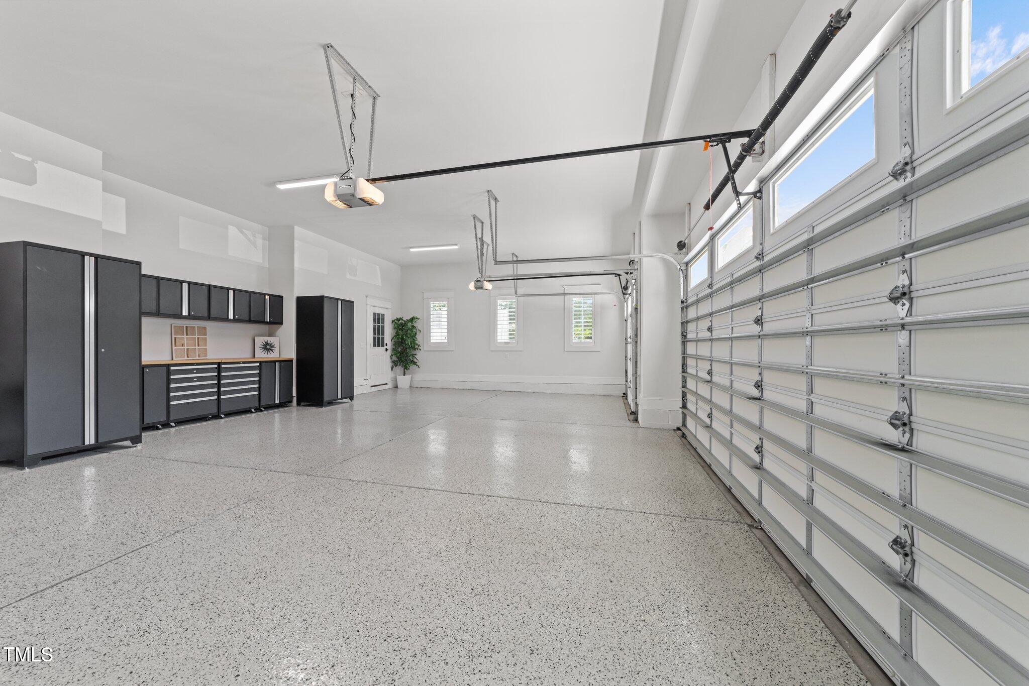 1208 Hunting Ridge Road