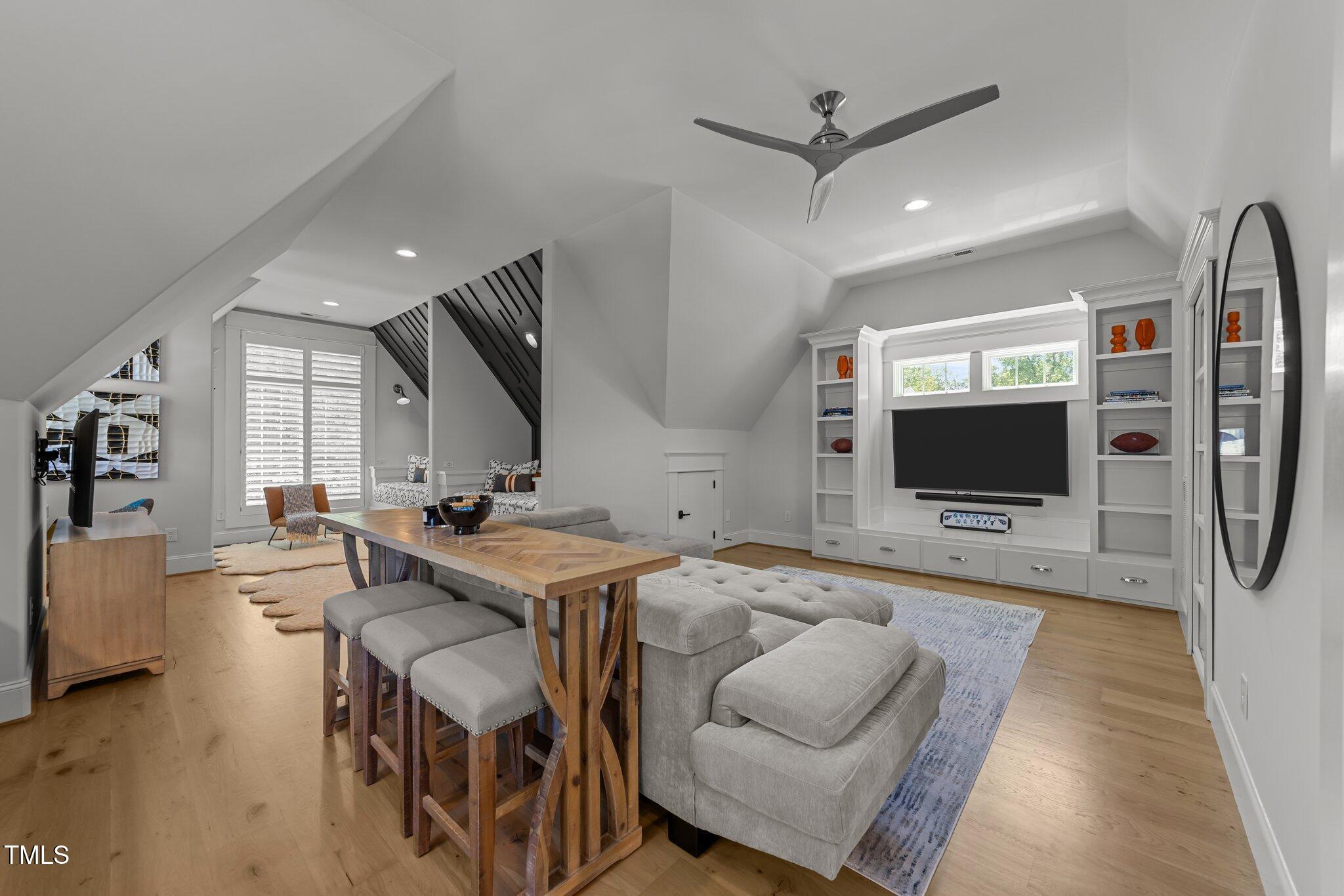 1208 Hunting Ridge Road