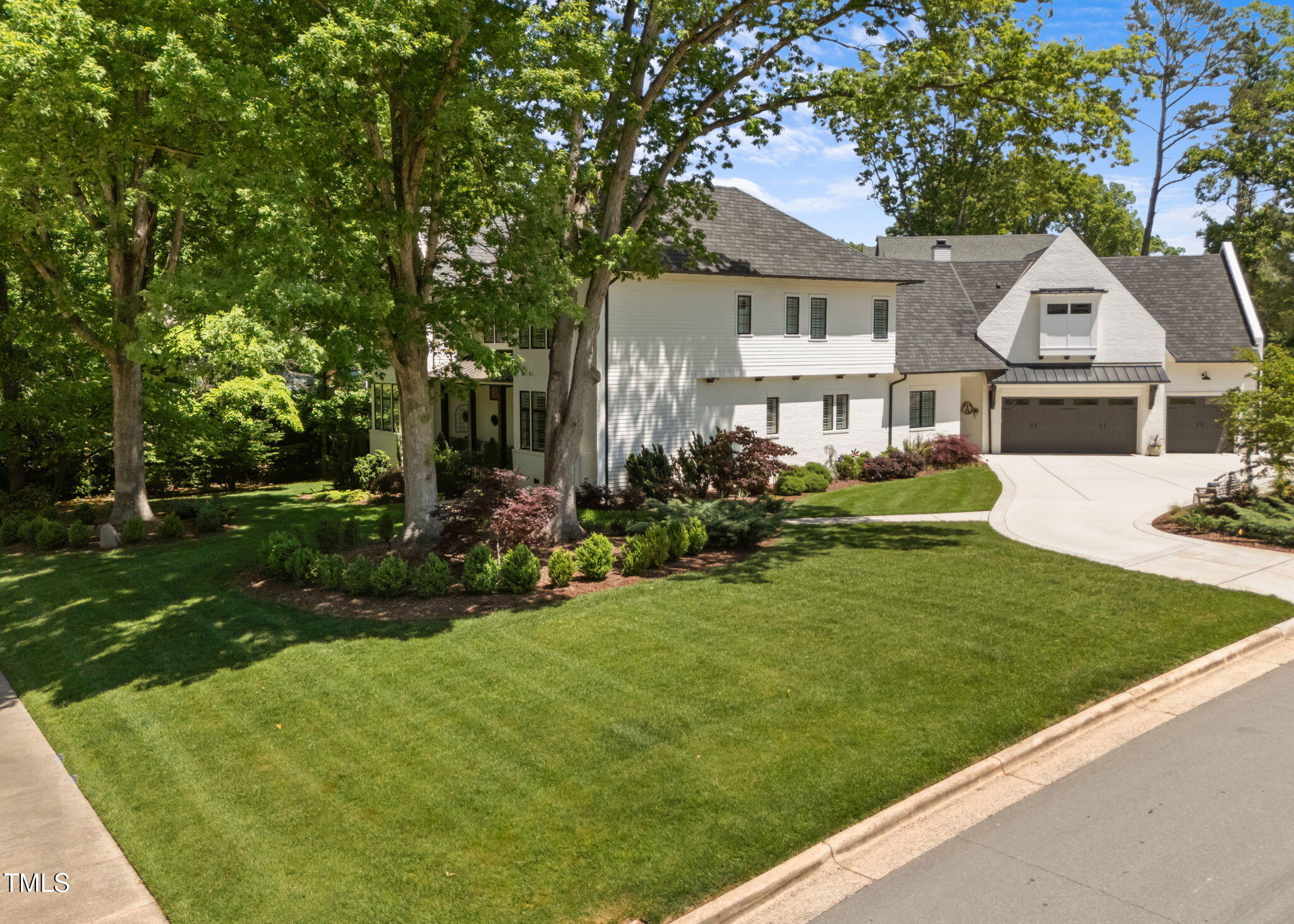 1208 Hunting Ridge Road