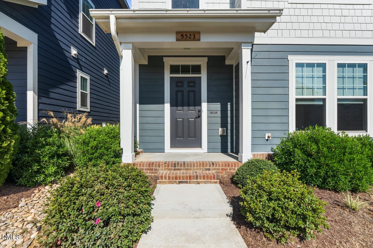 5523 Wallace Martin Way