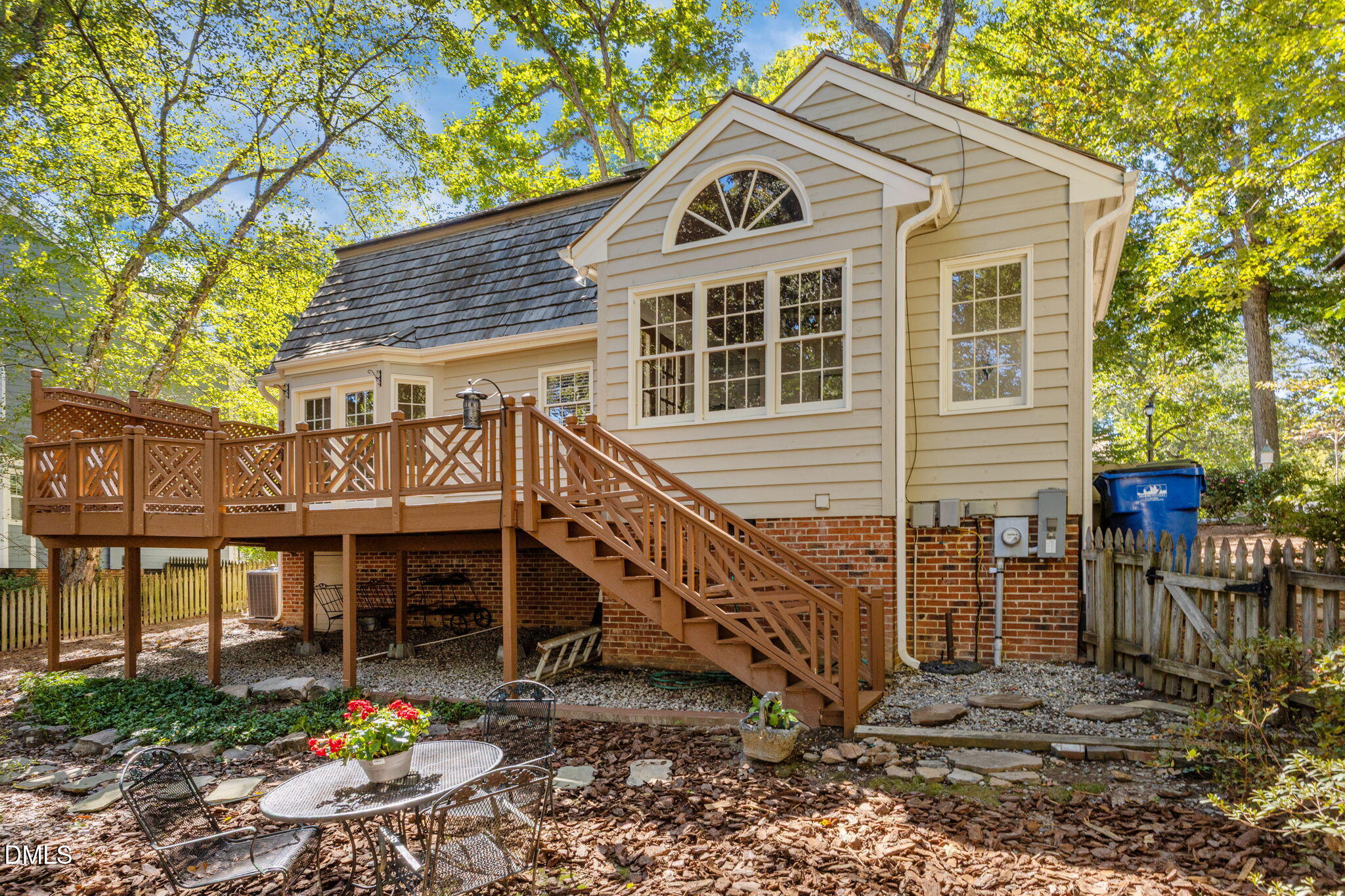 2204 Middlefield Court, Raleigh