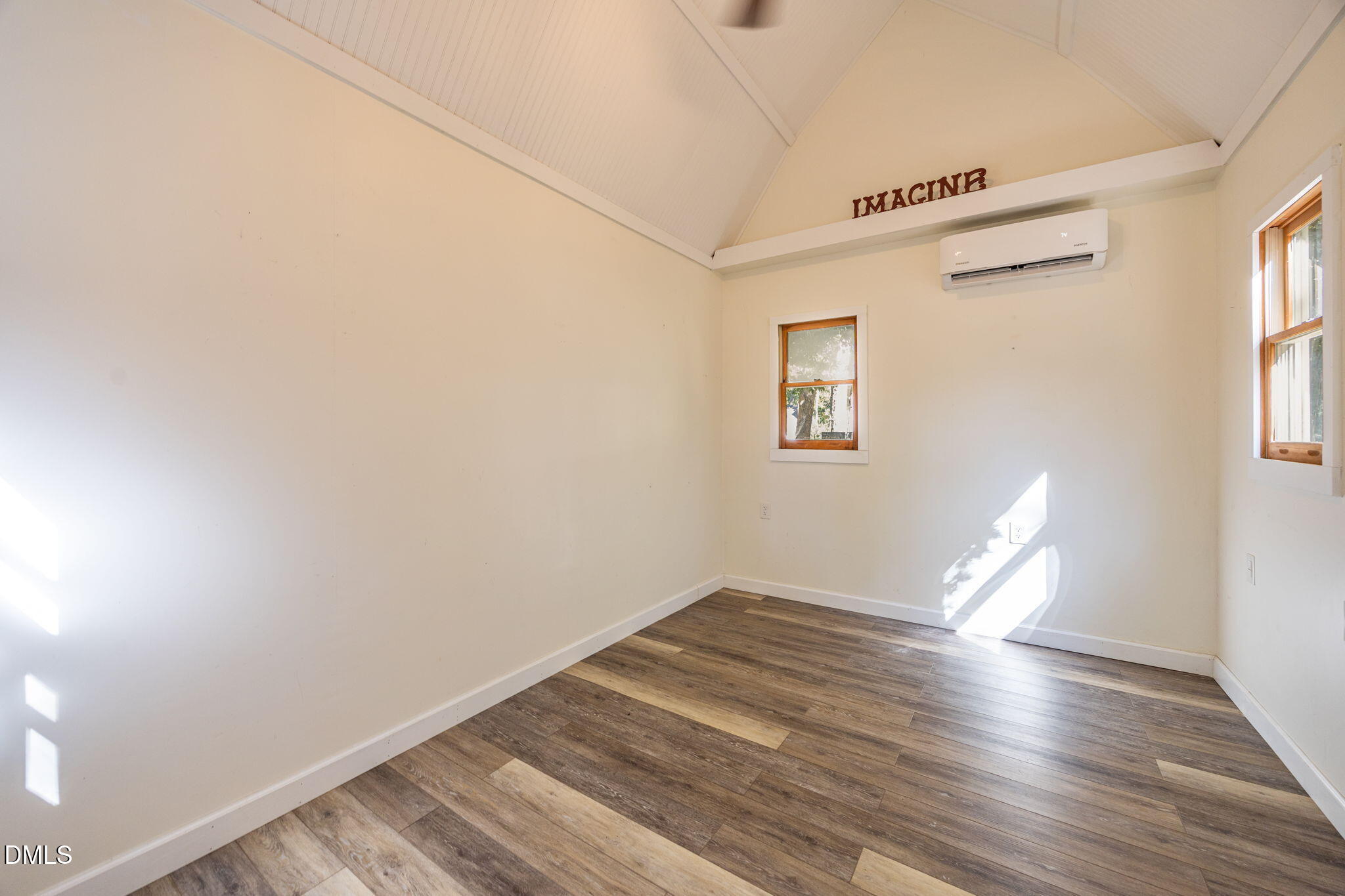 2204 Middlefield Court, Raleigh