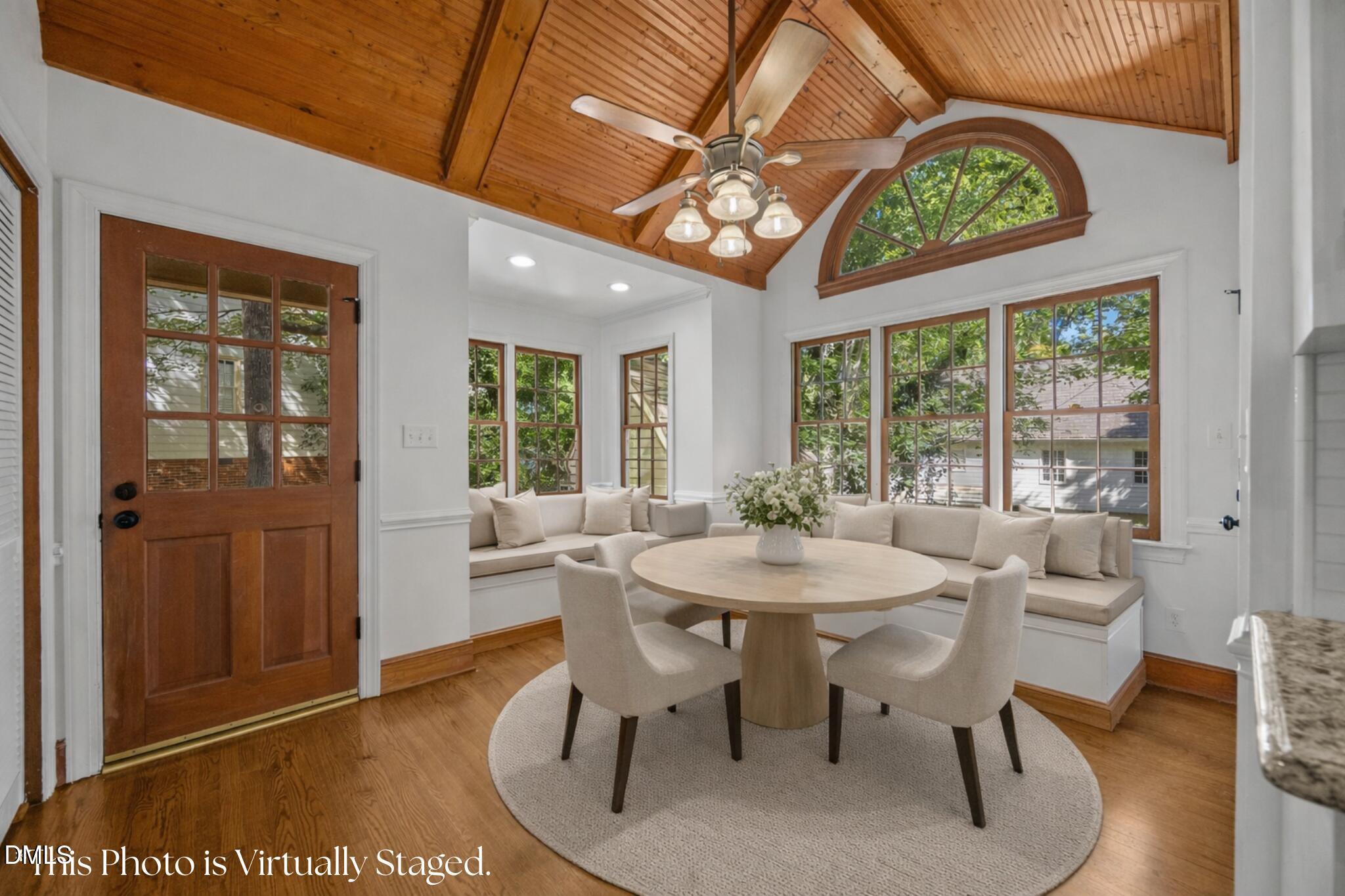 2204 Middlefield Court, Raleigh