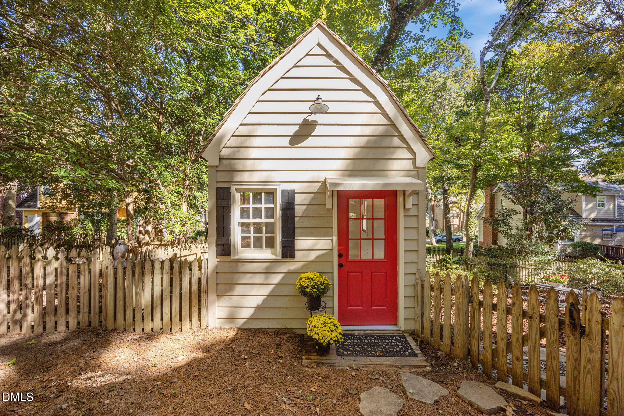 2204 Middlefield Court, Raleigh