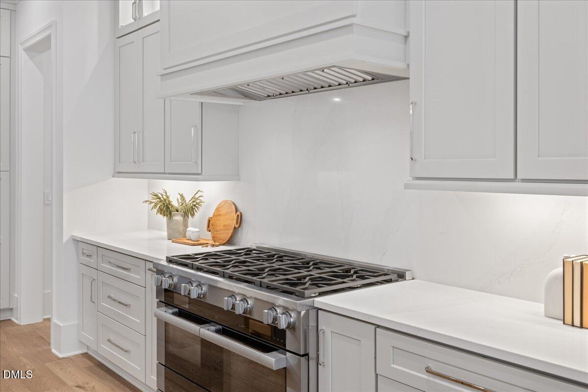 7309 Grist Mill Road