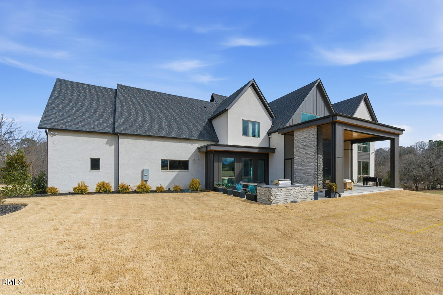 9009 Meadow Pointe Court
