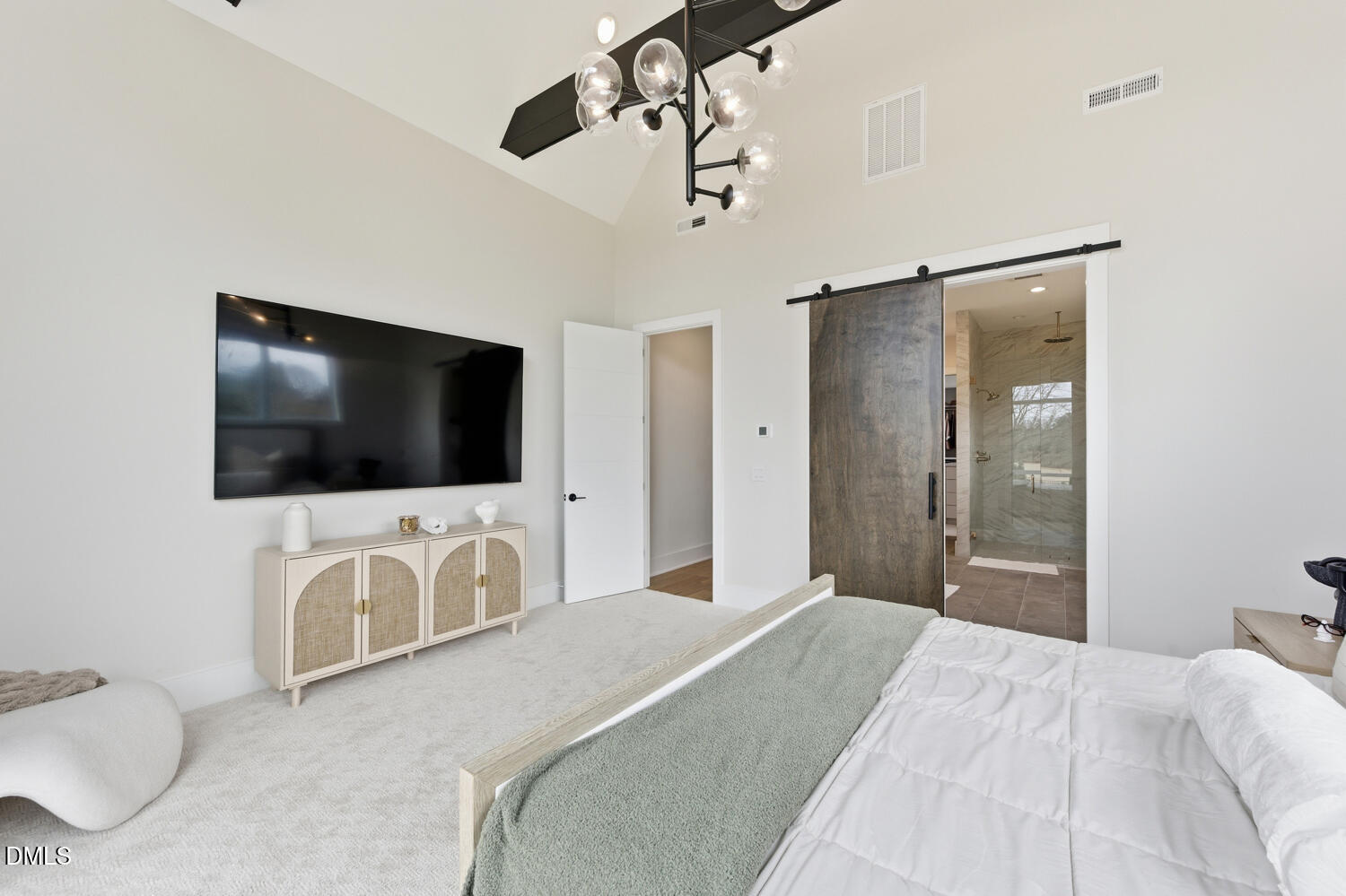 9009 Meadow Pointe Court