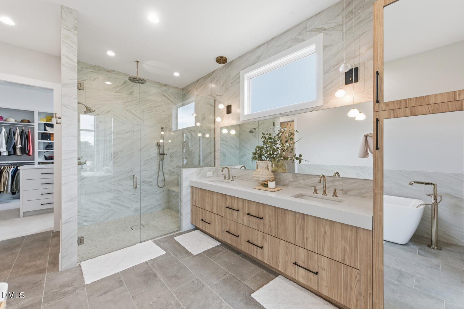9009 Meadow Pointe Court