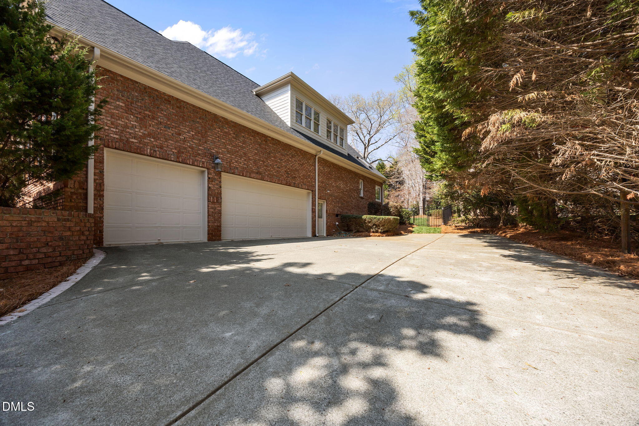 1012 Cross Clay Court