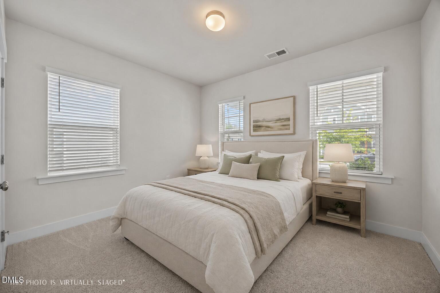 521 Roycroft Drive
