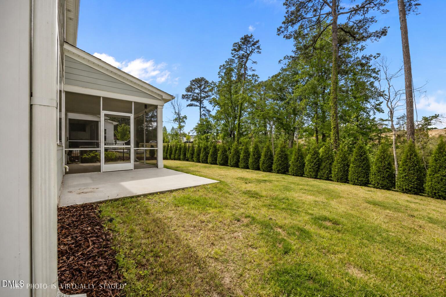 521 Roycroft Drive