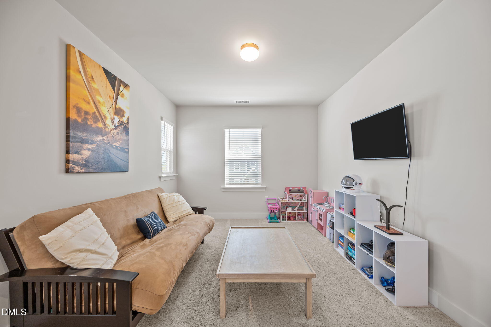 521 Roycroft Drive