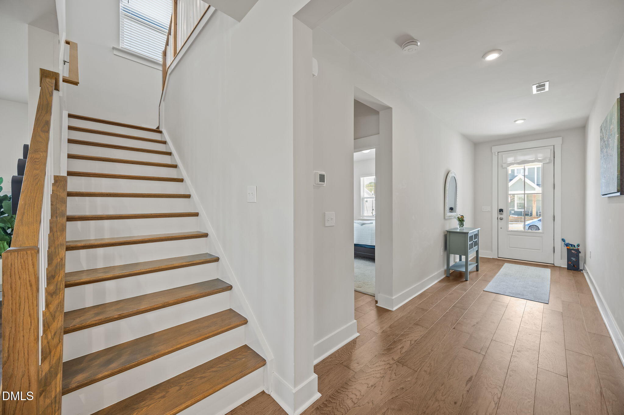 521 Roycroft Drive