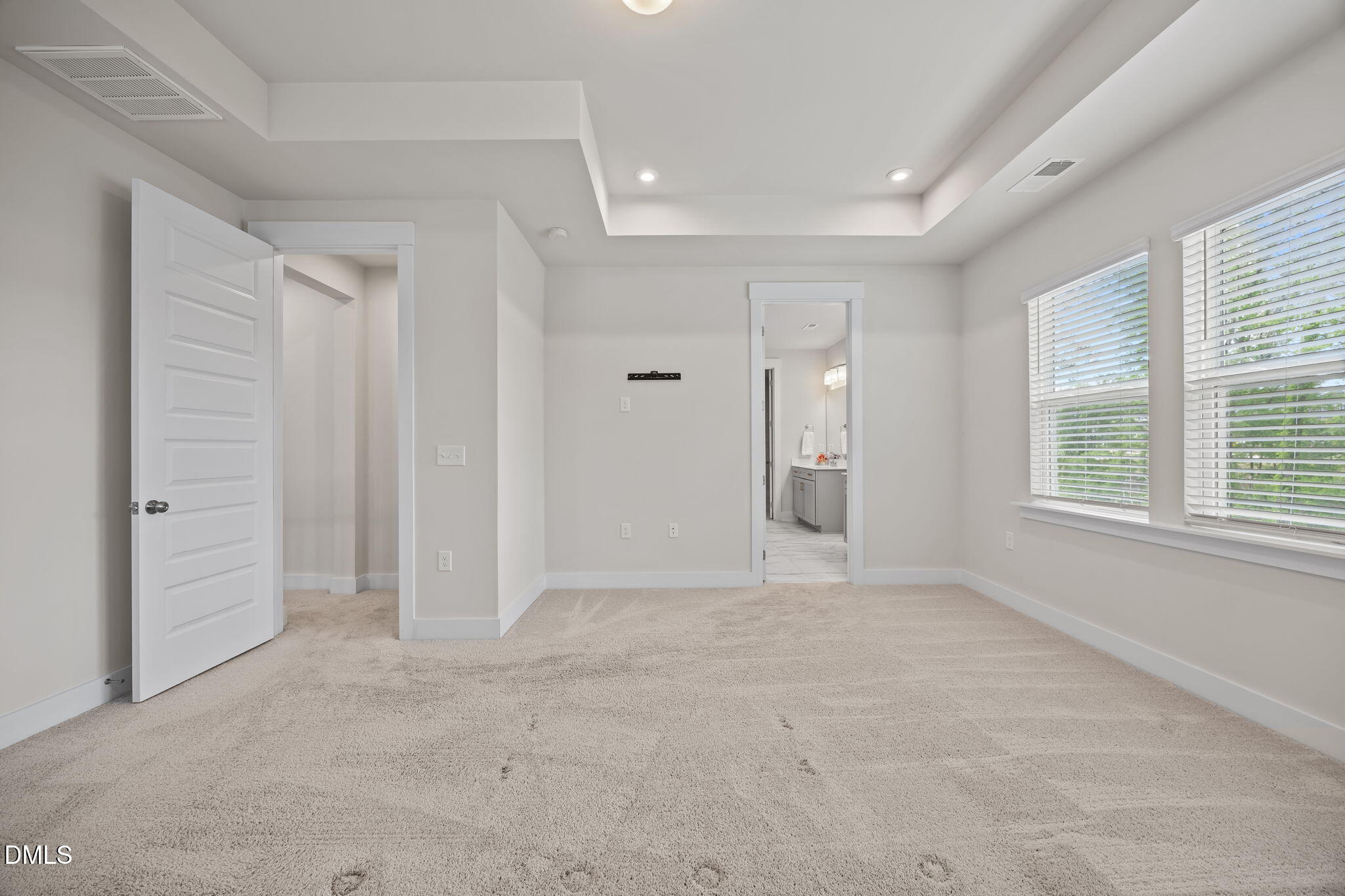 521 Roycroft Drive
