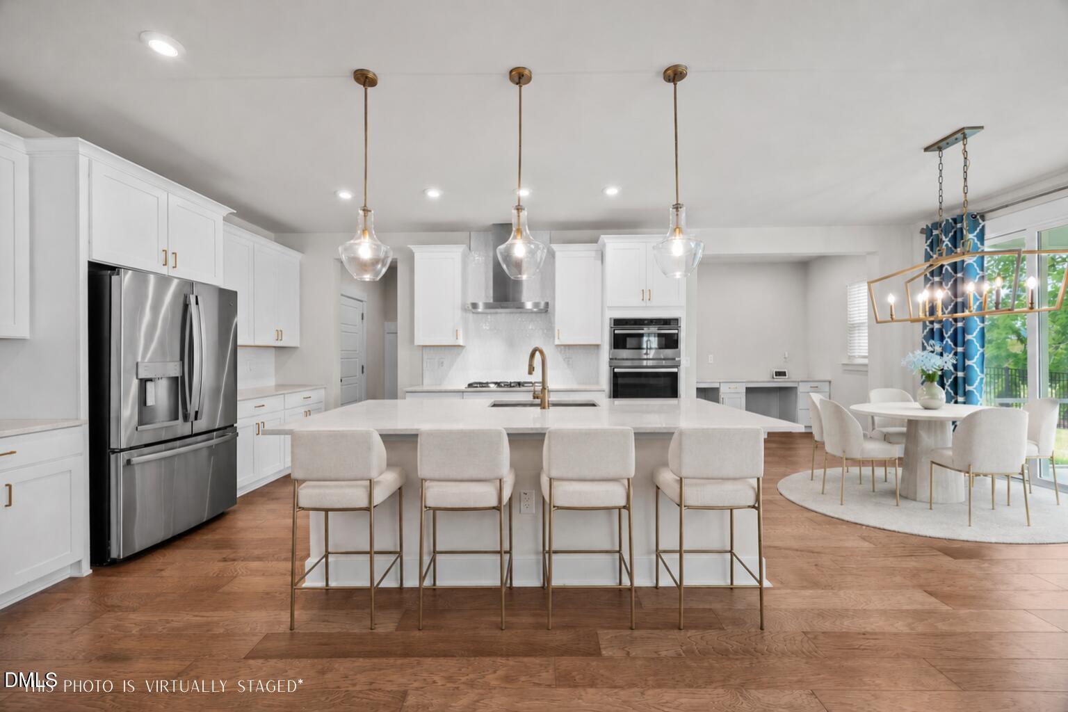 521 Roycroft Drive