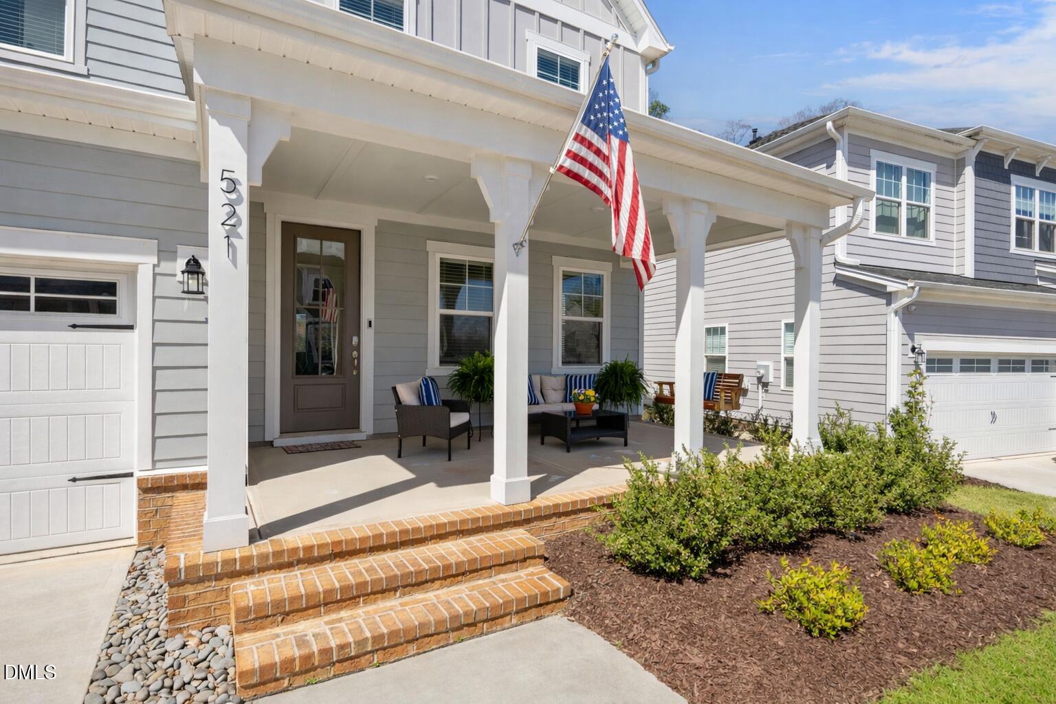 521 Roycroft Drive