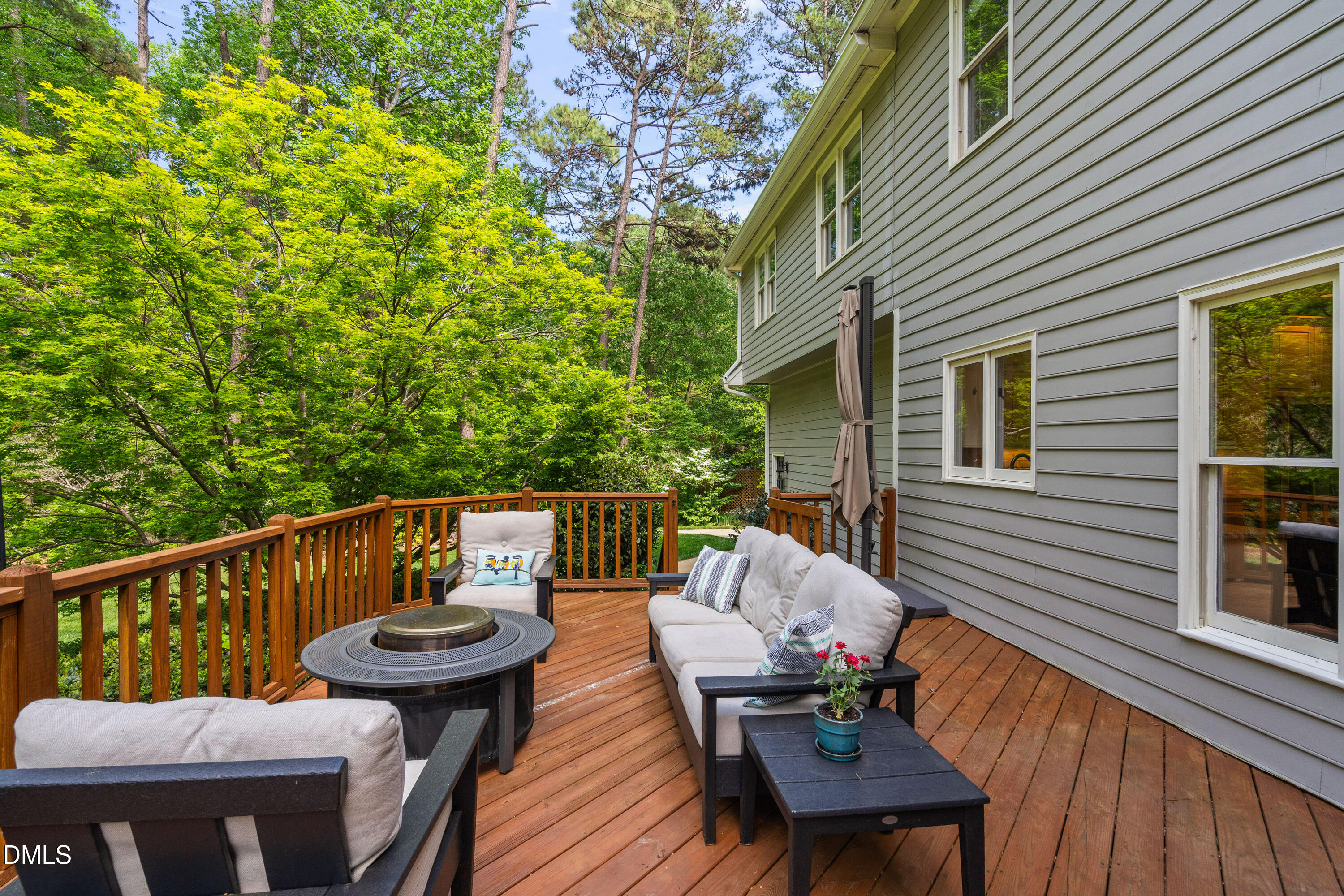 1301 Woodmanor Drive