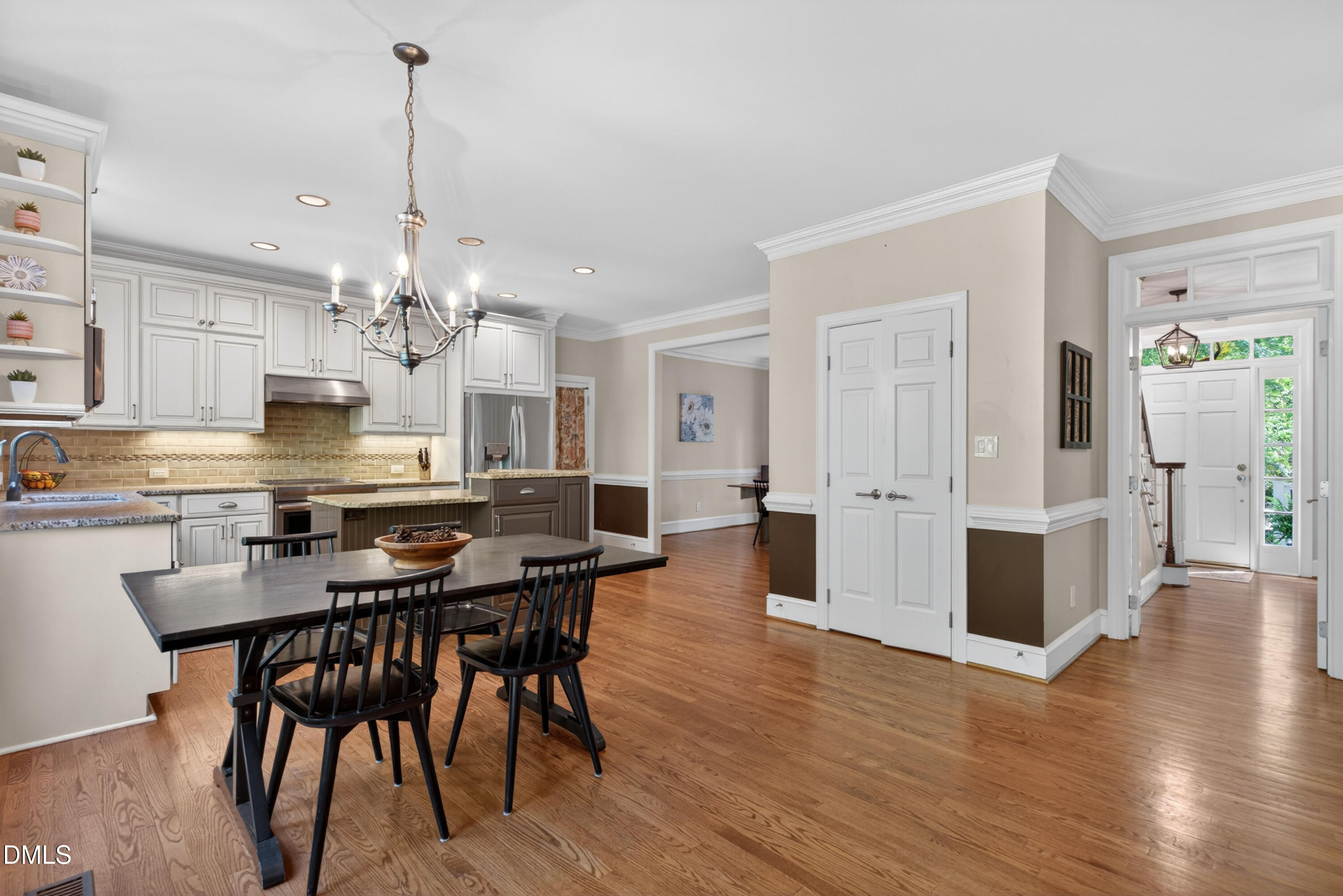 1301 Woodmanor Drive