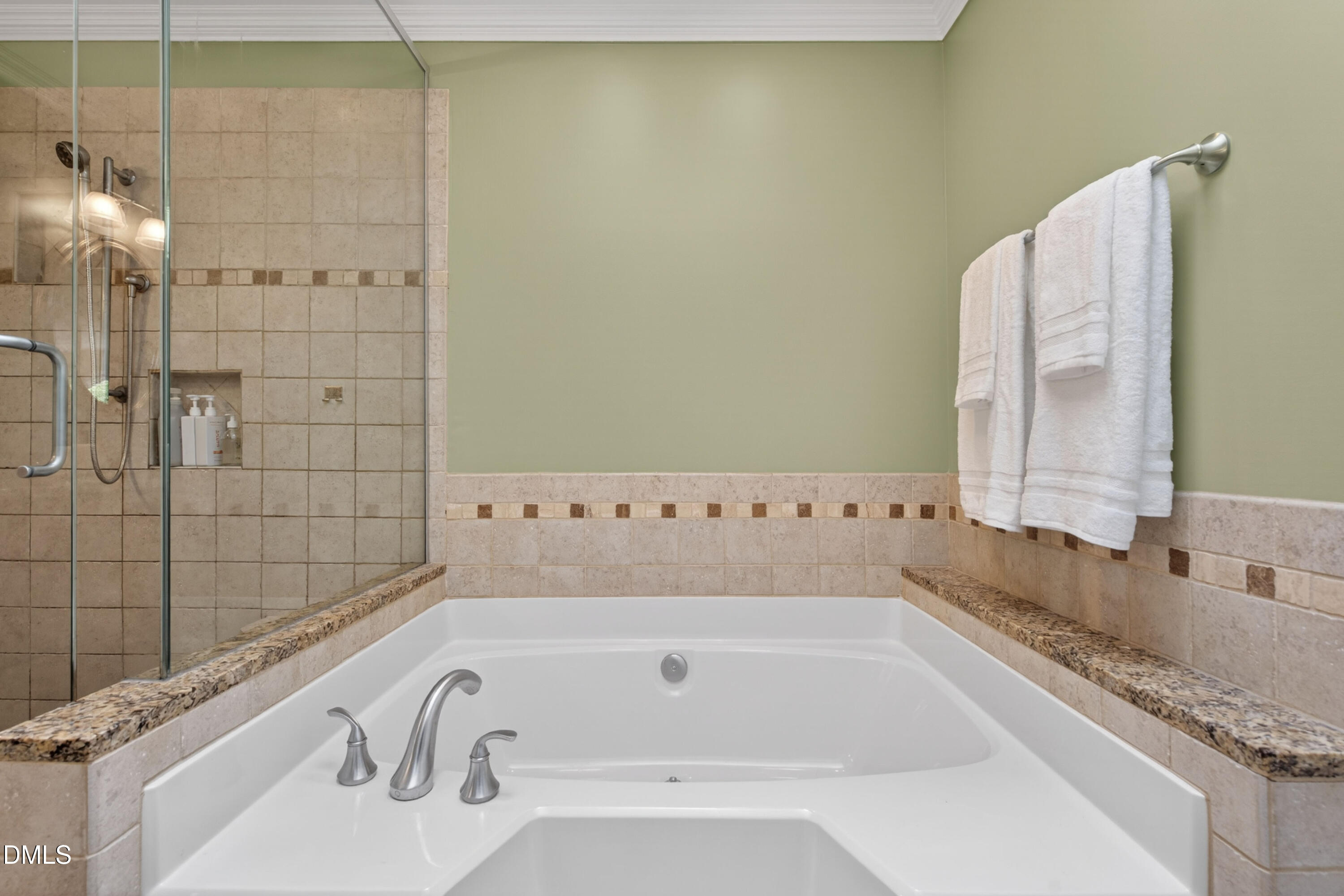 1301 Woodmanor Drive