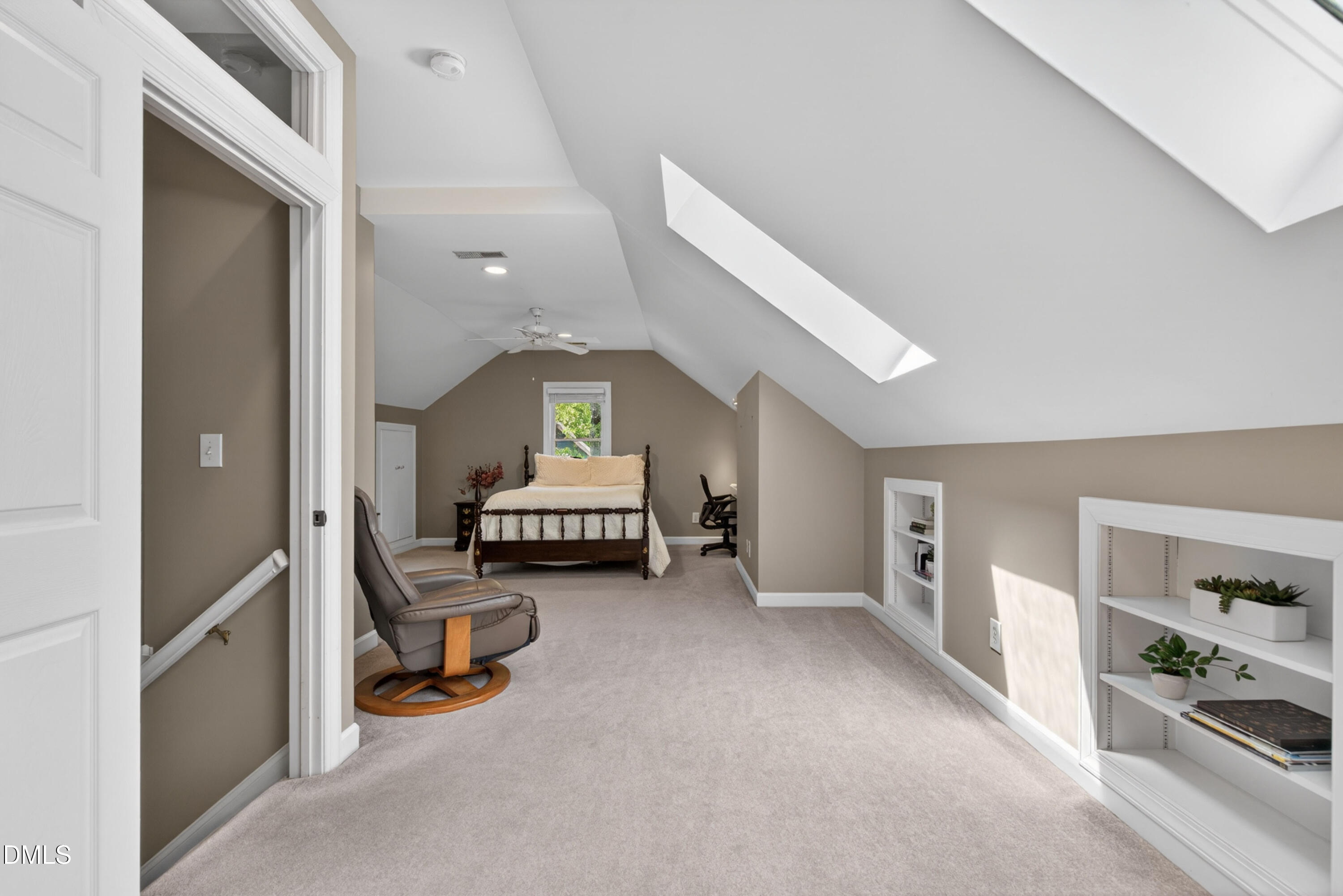 1301 Woodmanor Drive