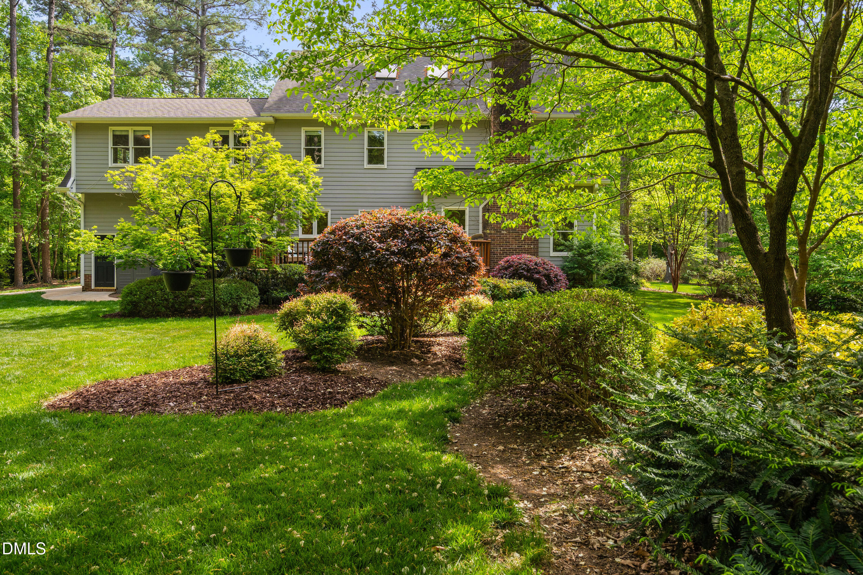 1301 Woodmanor Drive