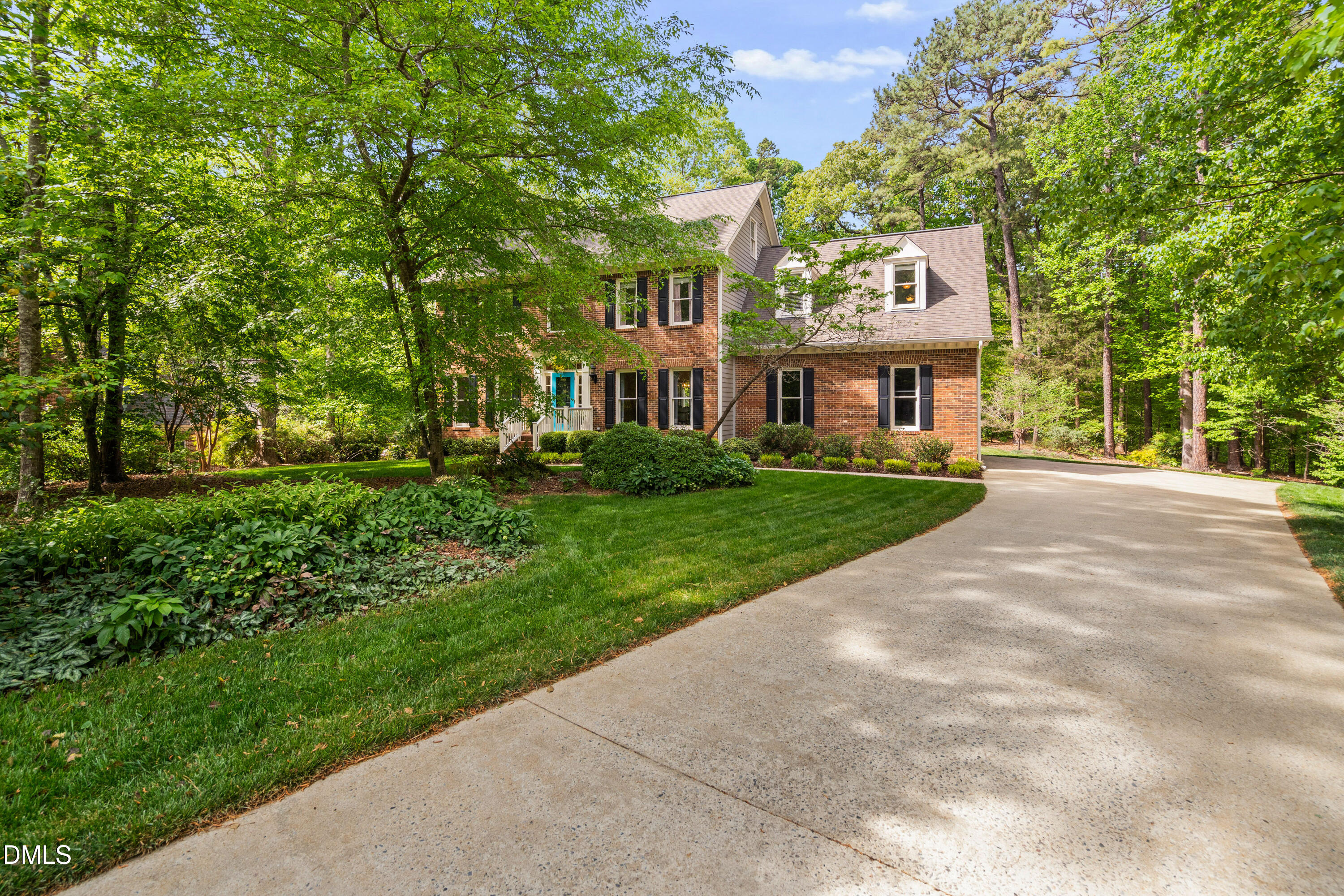 1301 Woodmanor Drive