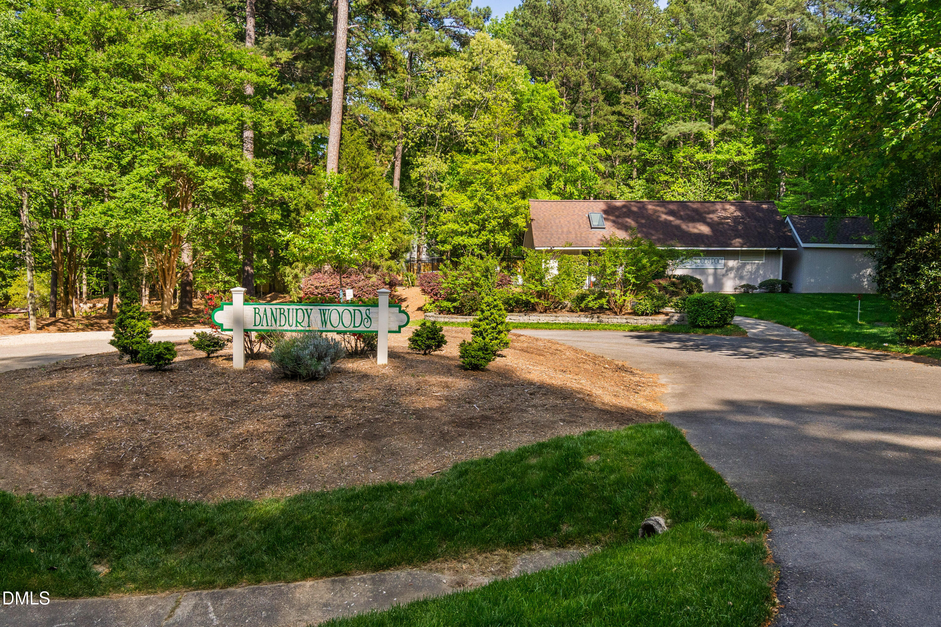1301 Woodmanor Drive