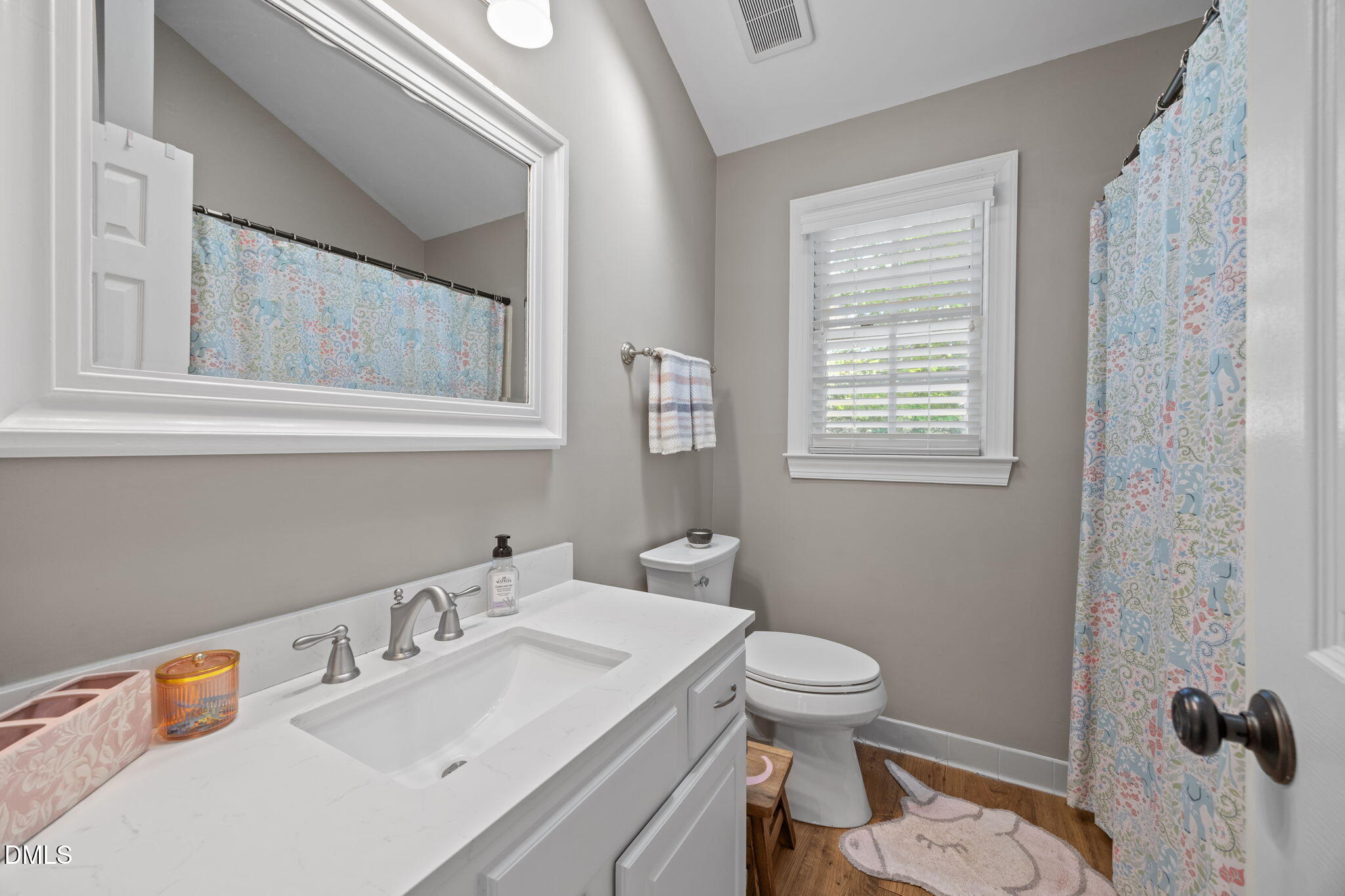 4900 Kinross Court
