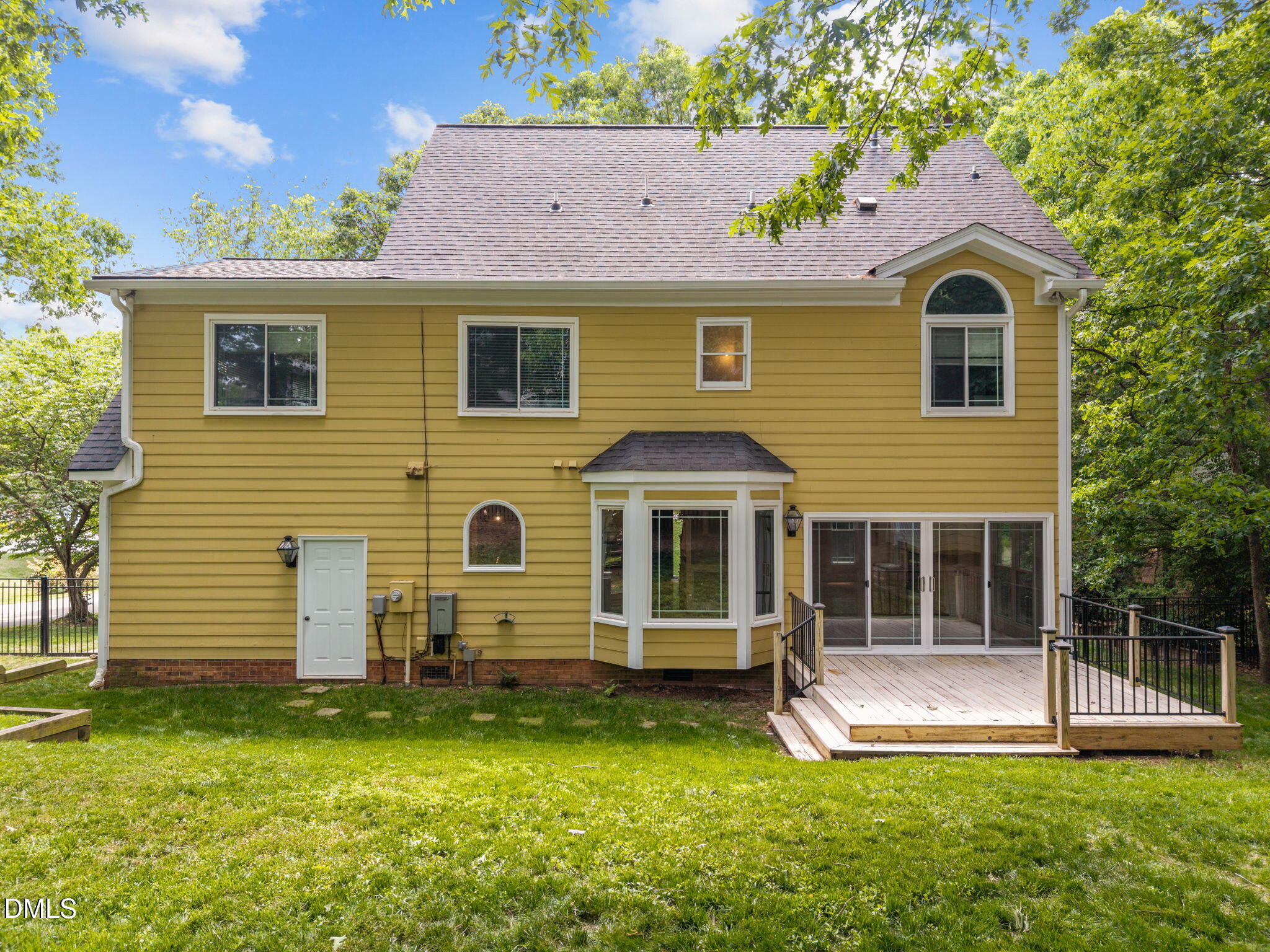 8221 Harps Mill Road