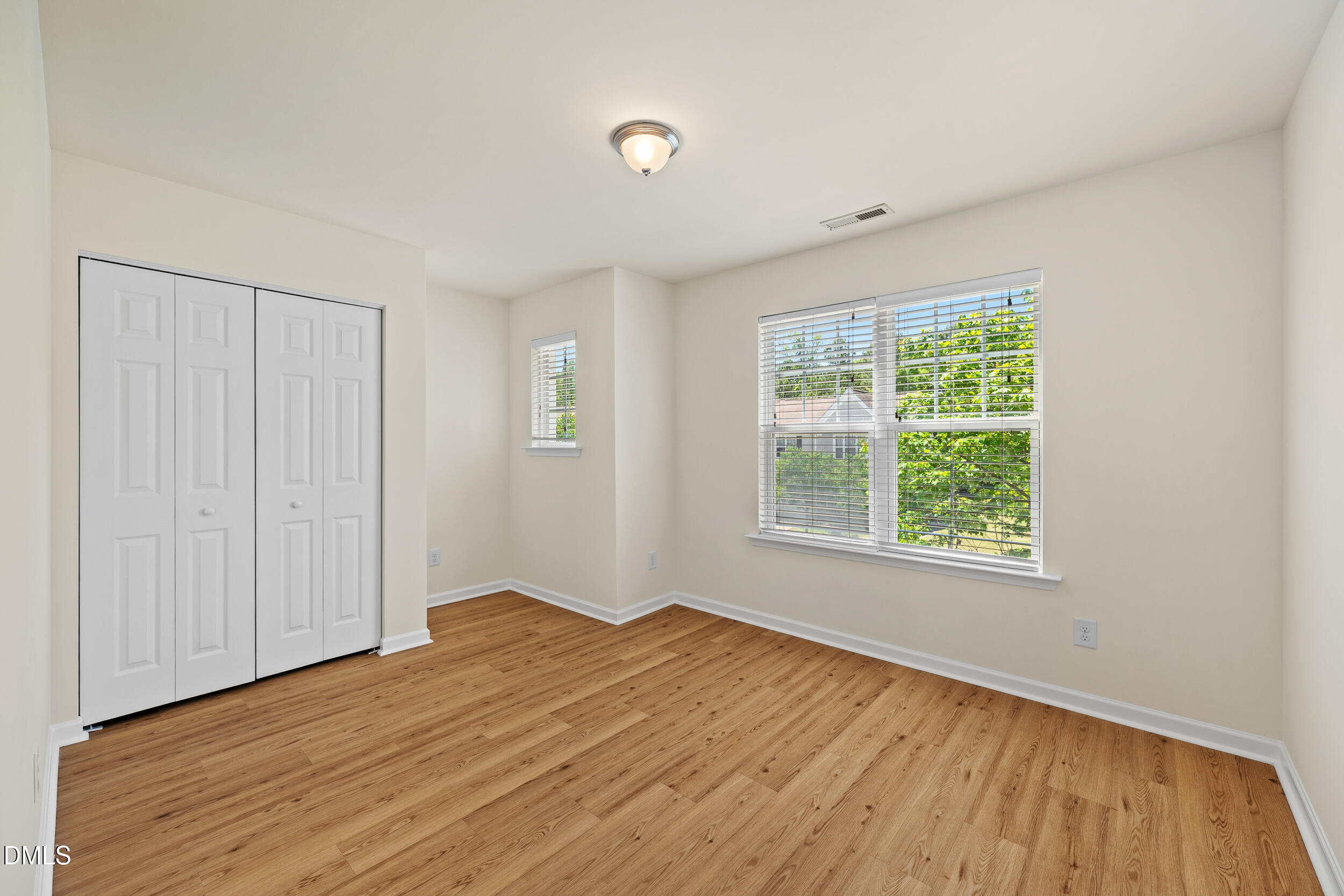 713 Garden Square Lane