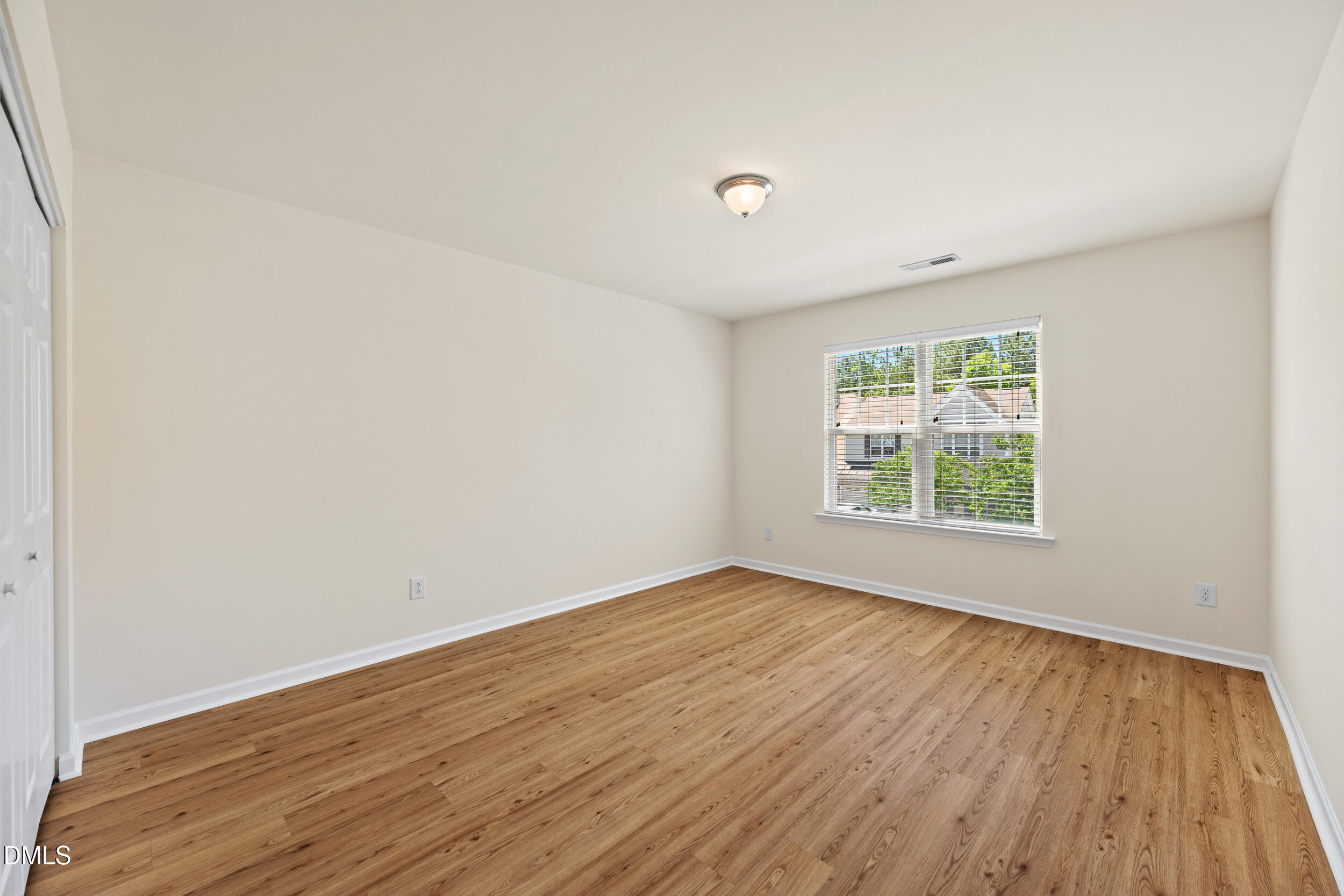 713 Garden Square Lane