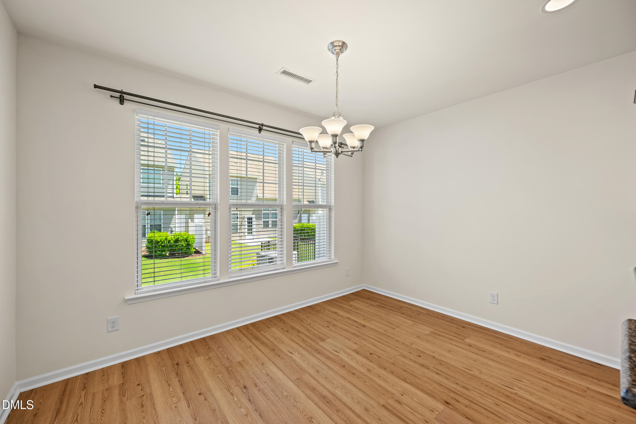 713 Garden Square Lane