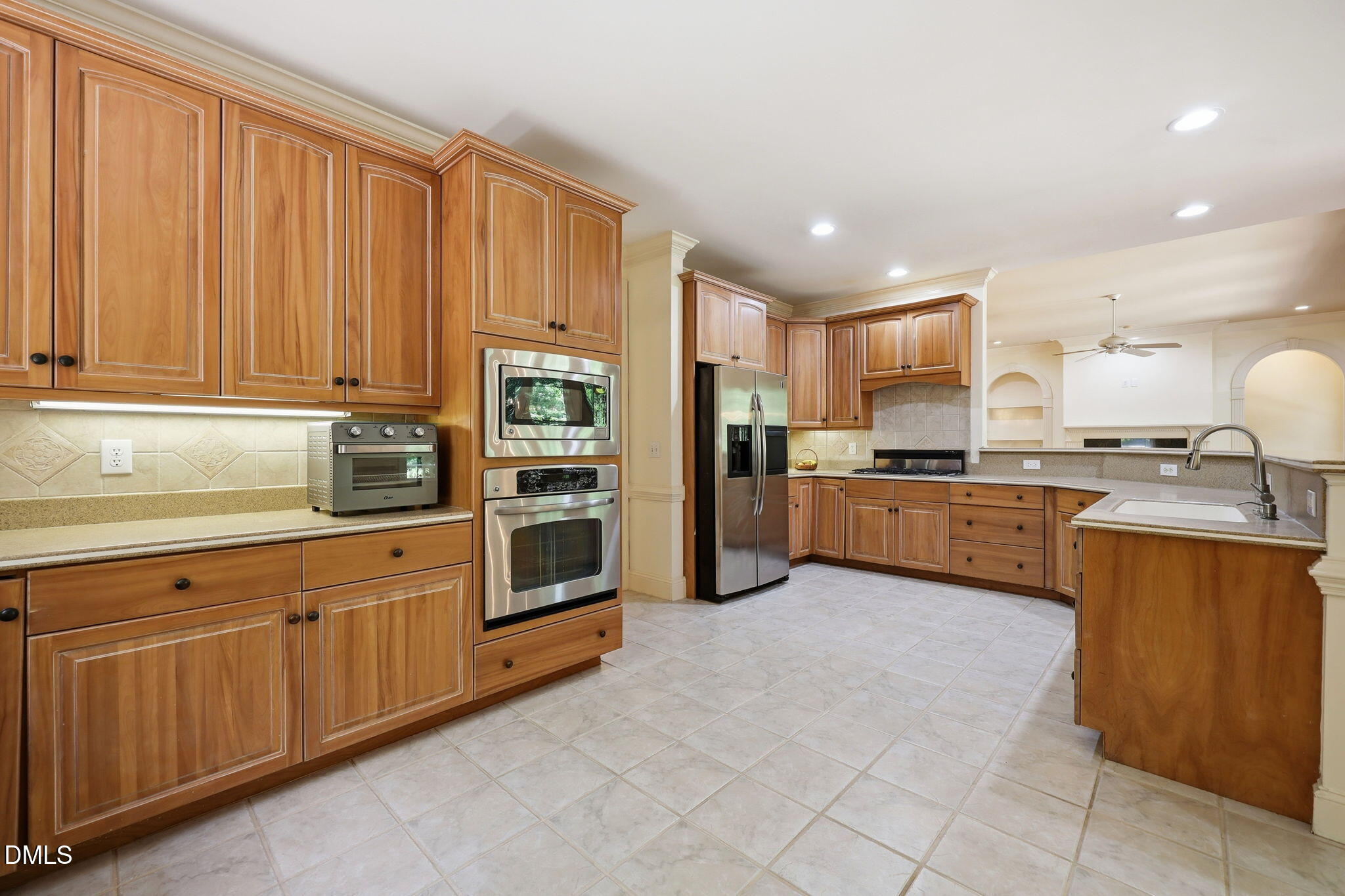 1017 Old Meetinghouse Way