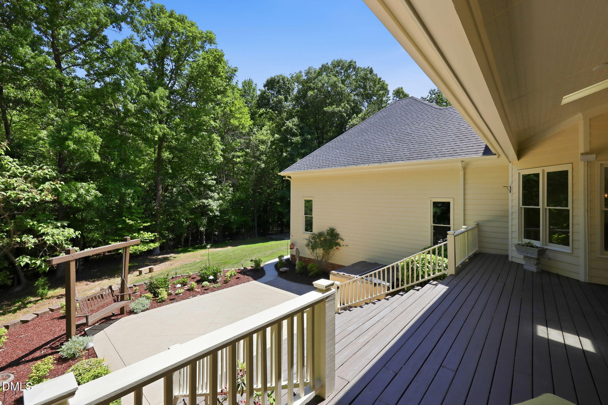1017 Old Meetinghouse Way