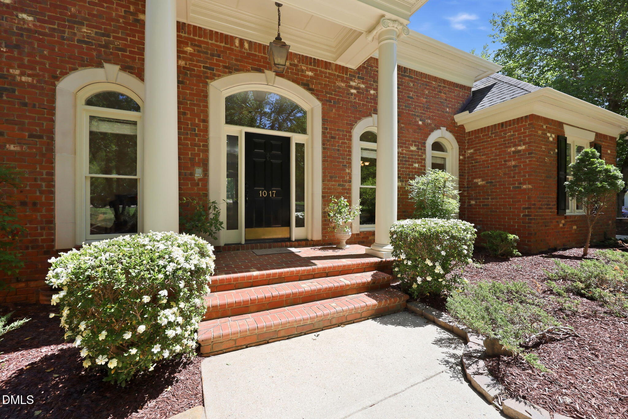1017 Old Meetinghouse Way