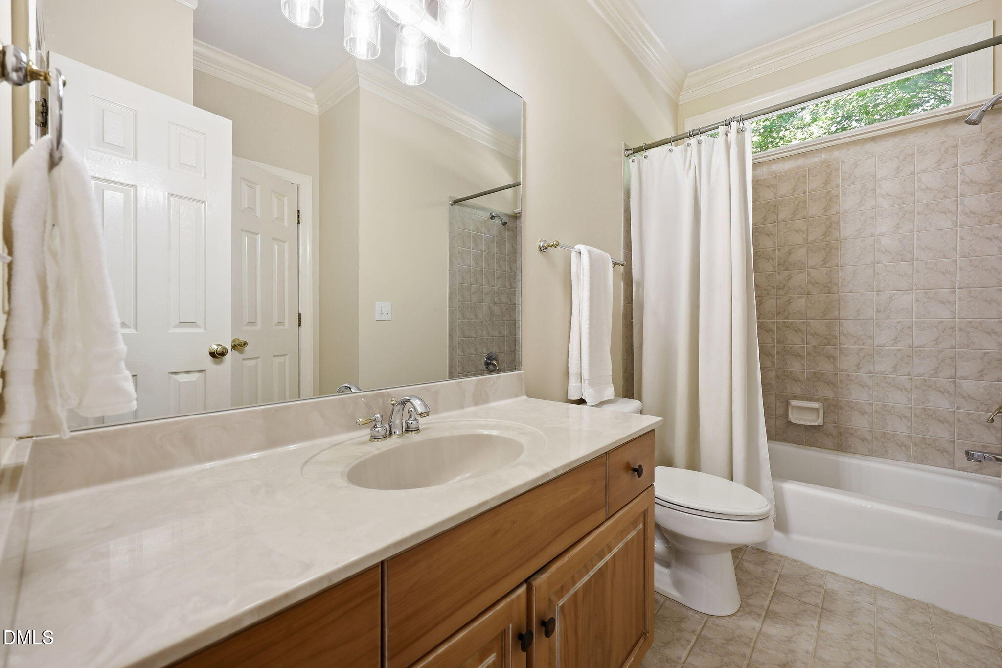 1017 Old Meetinghouse Way