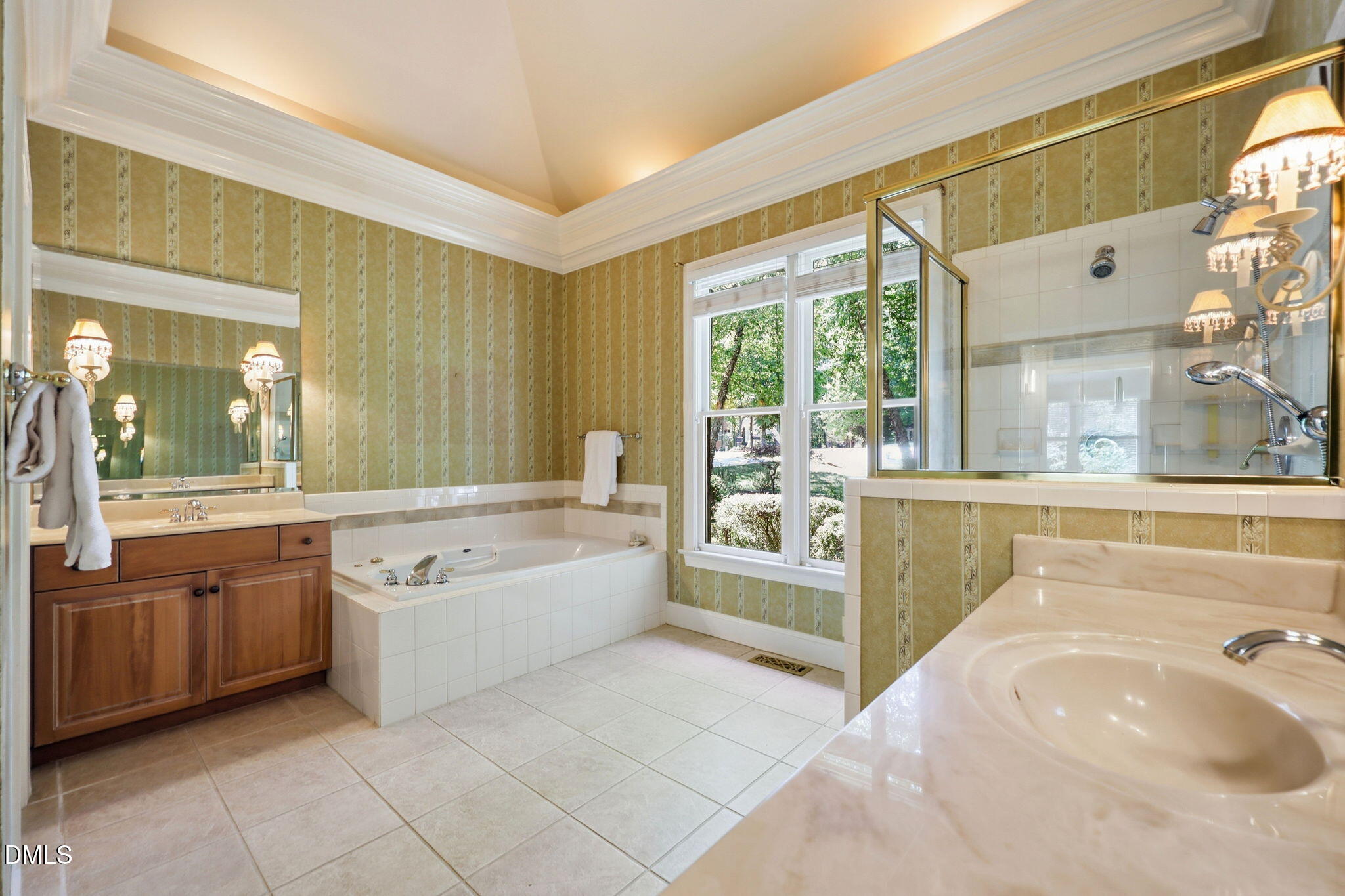 1017 Old Meetinghouse Way