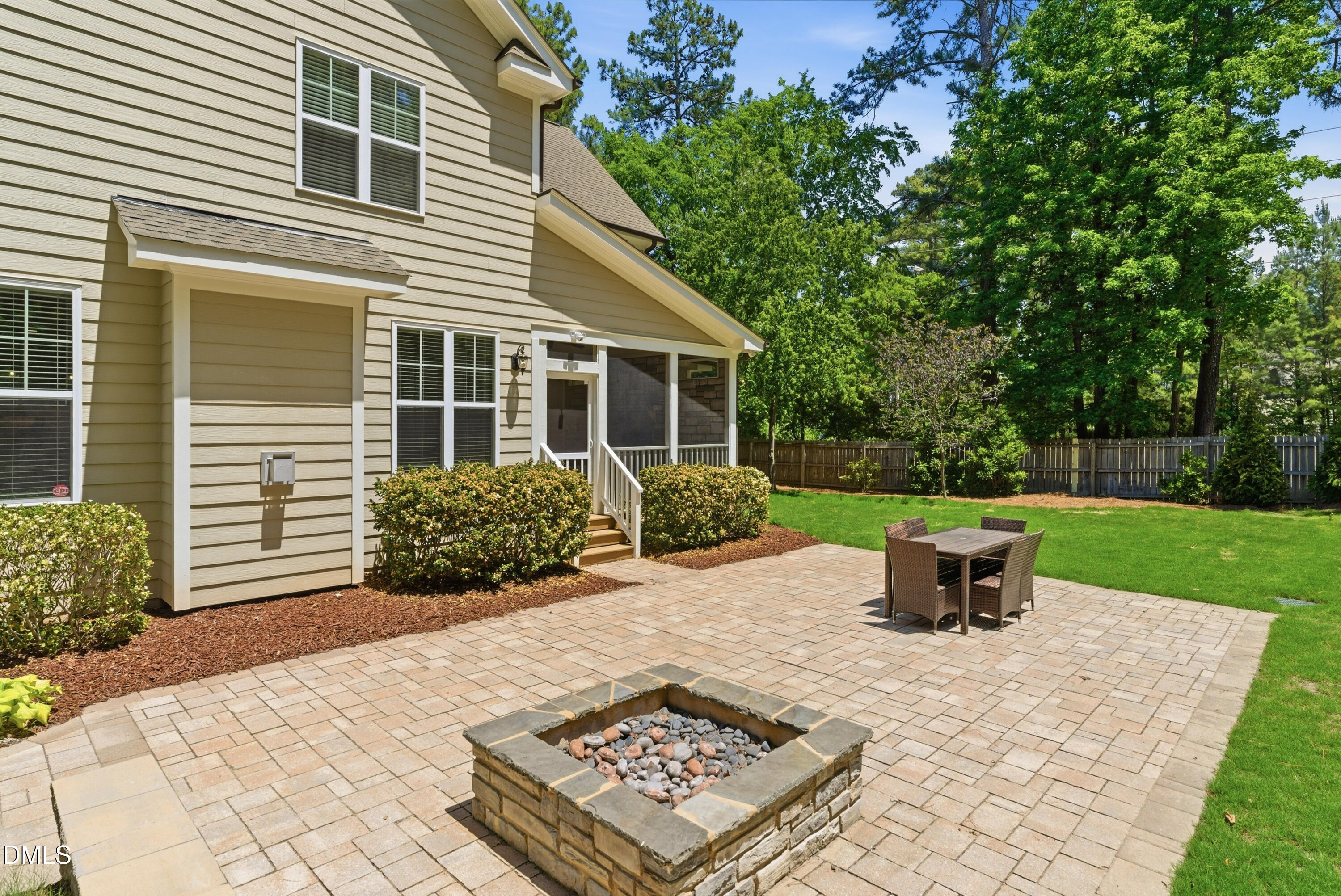 2216 Gresham Lake Road